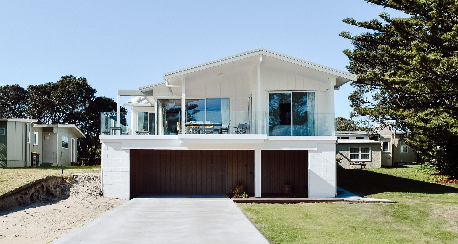 Diana Ave New Build banner