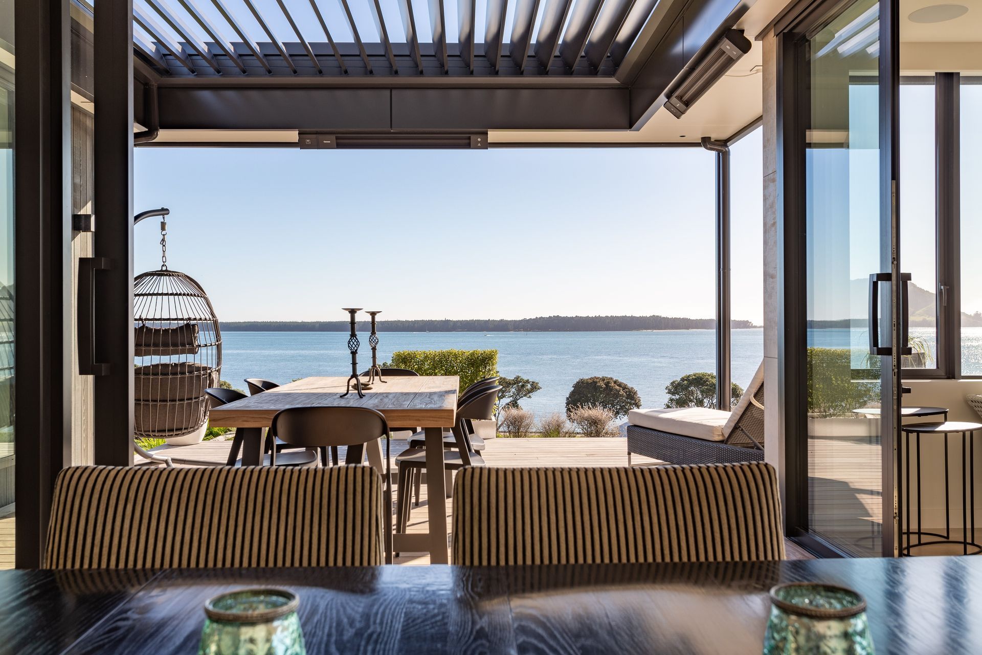 Double Louvre Roof Luxury