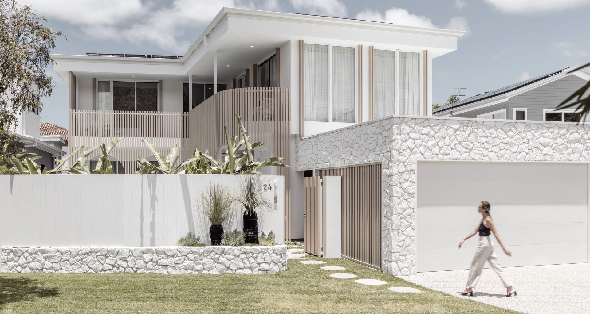 Tawarri Two Residence banner