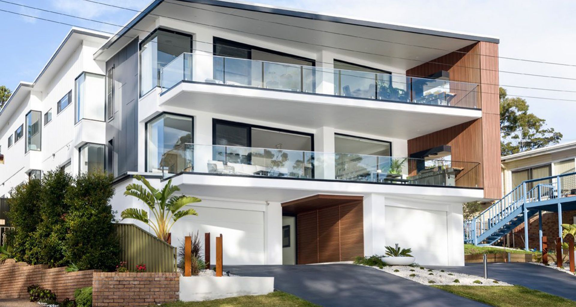 VUE Beach House banner