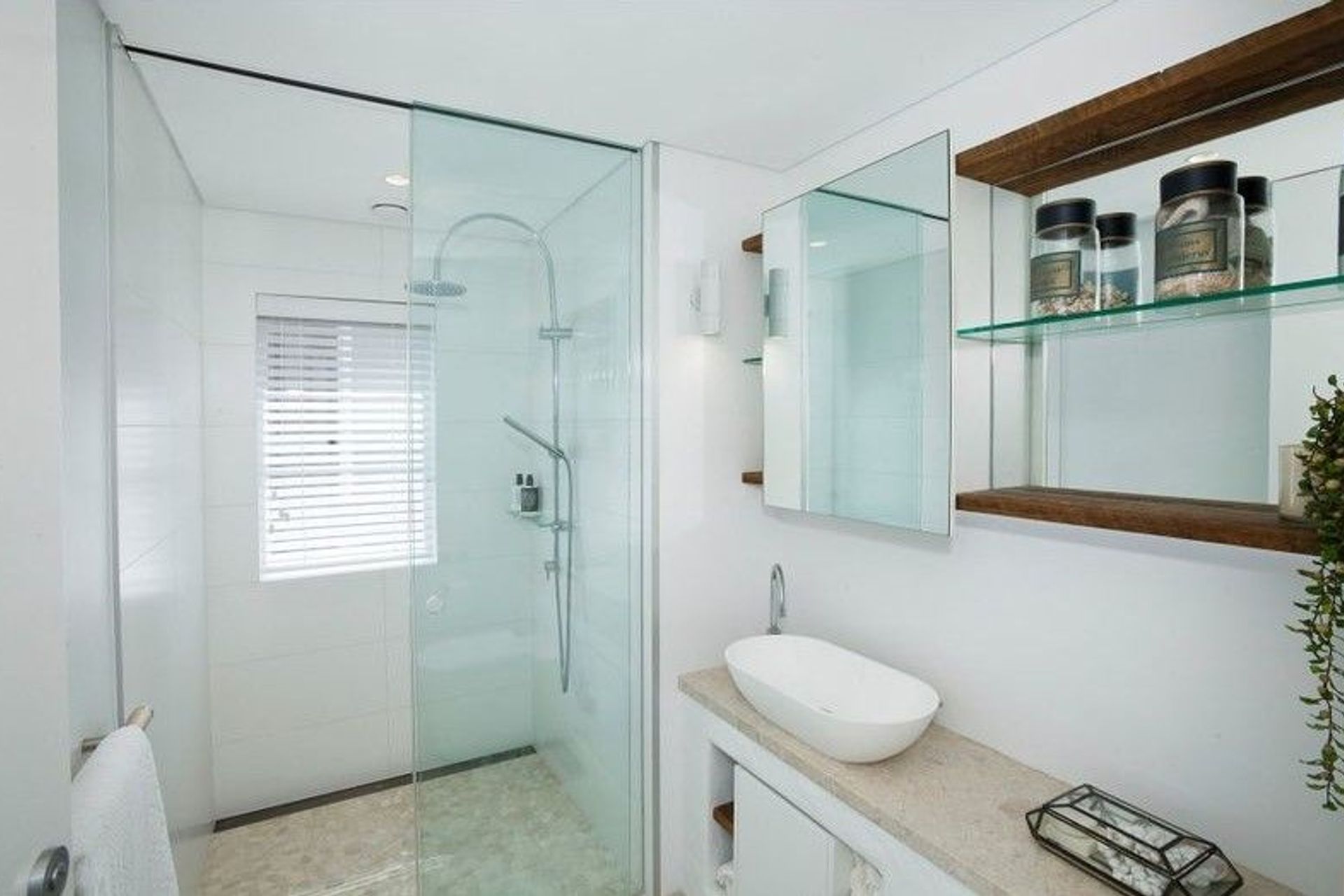 Wentworth St, Dover Heights