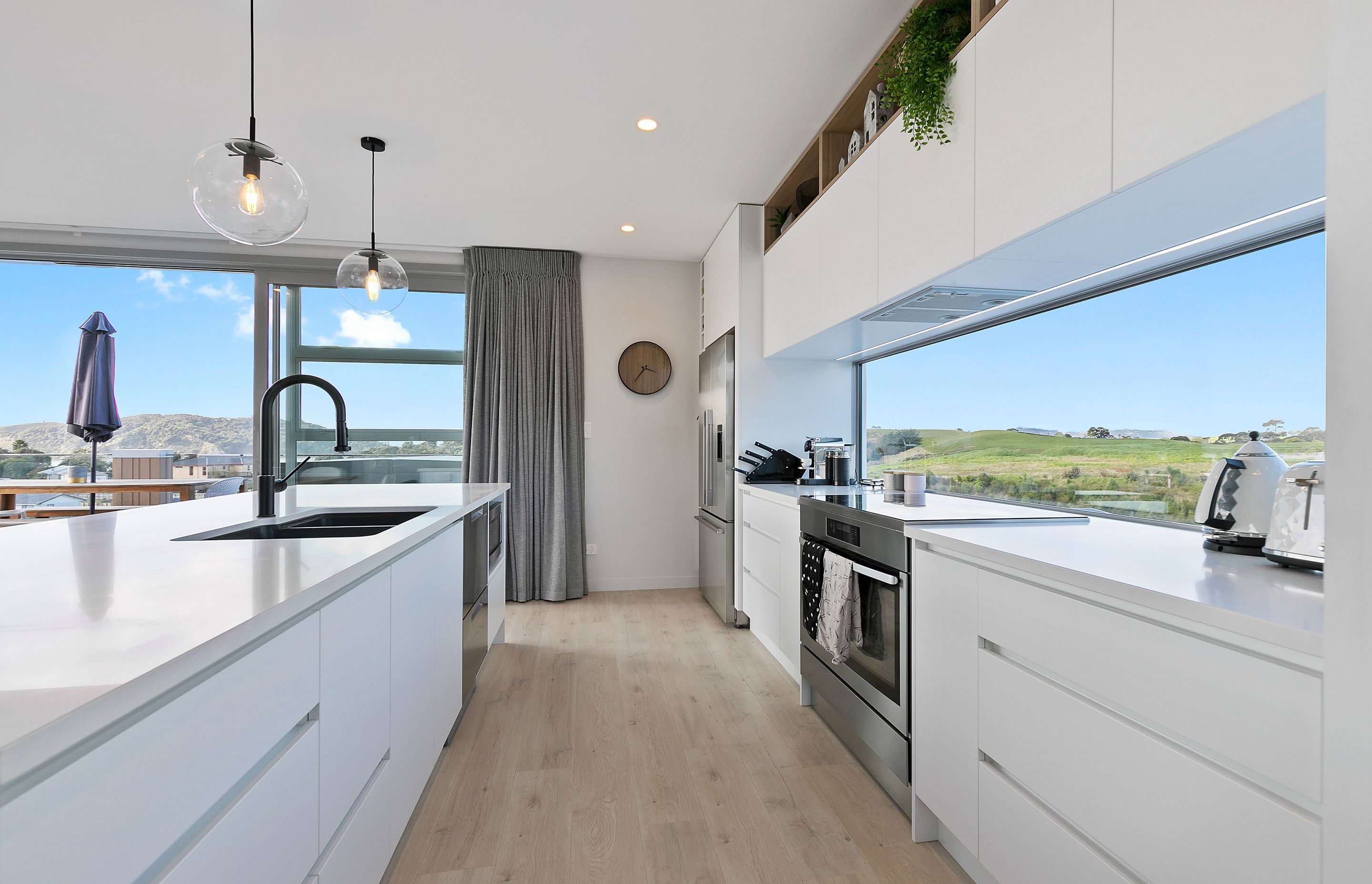 The Seaside Retreat, Raglan