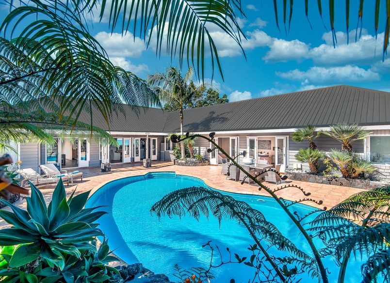 Sandspit Beach House