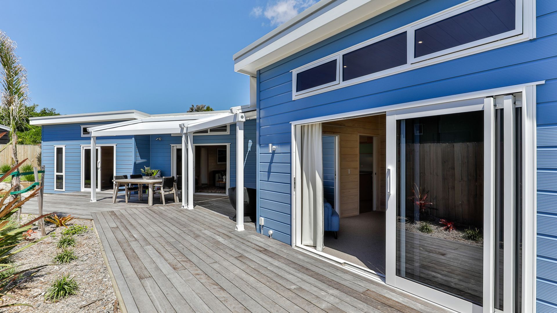 Ocean Blue Hideaway banner