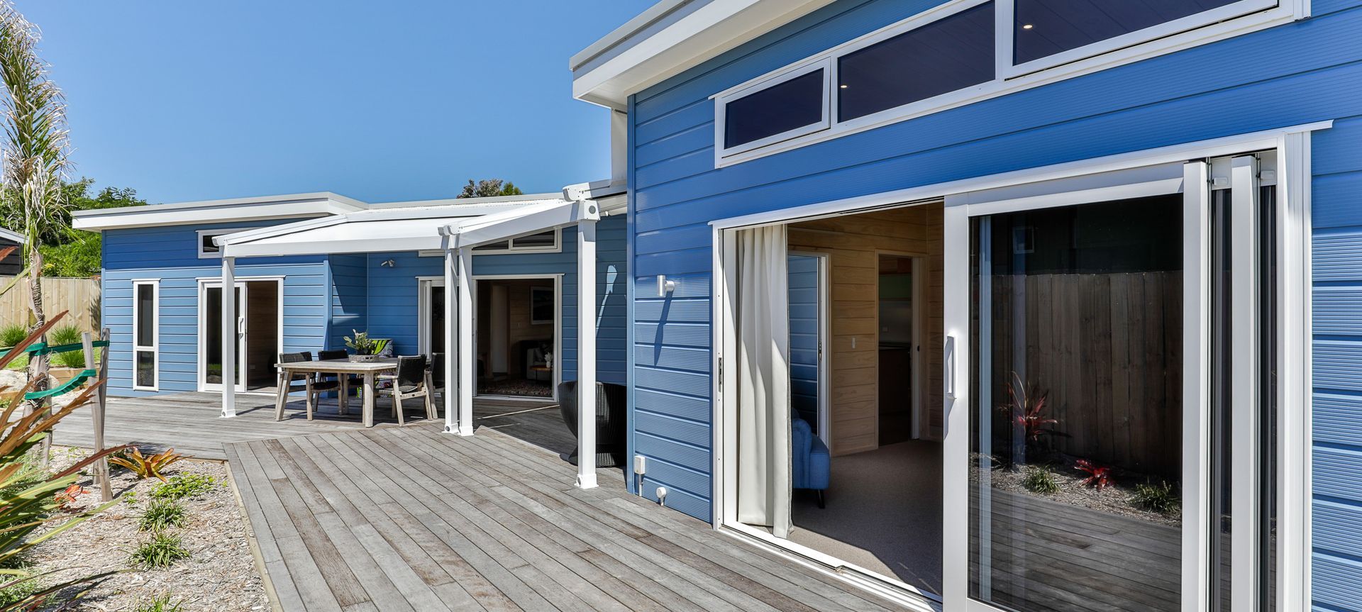 Ocean Blue Hideaway banner