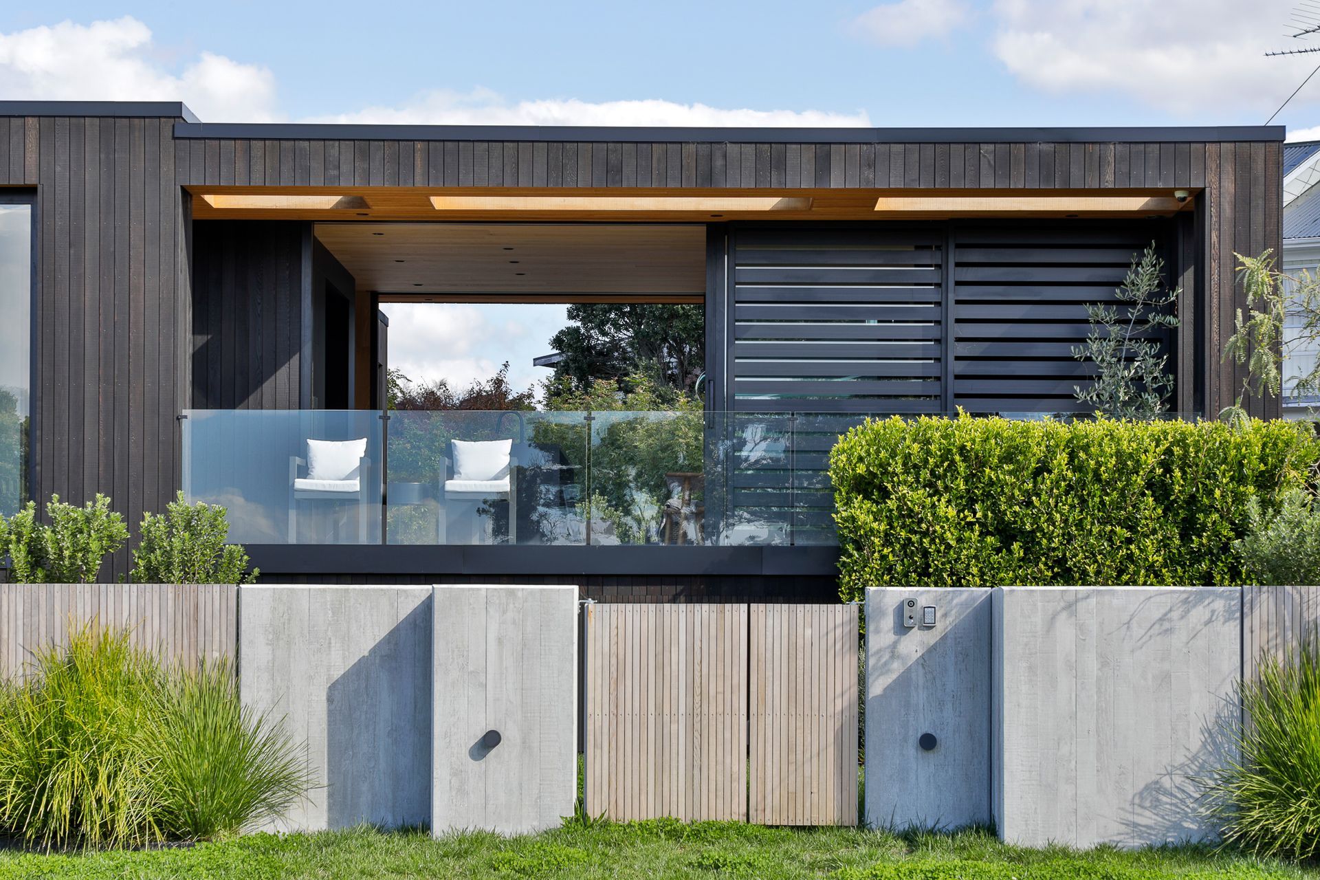 Snells Beach CoolHouse