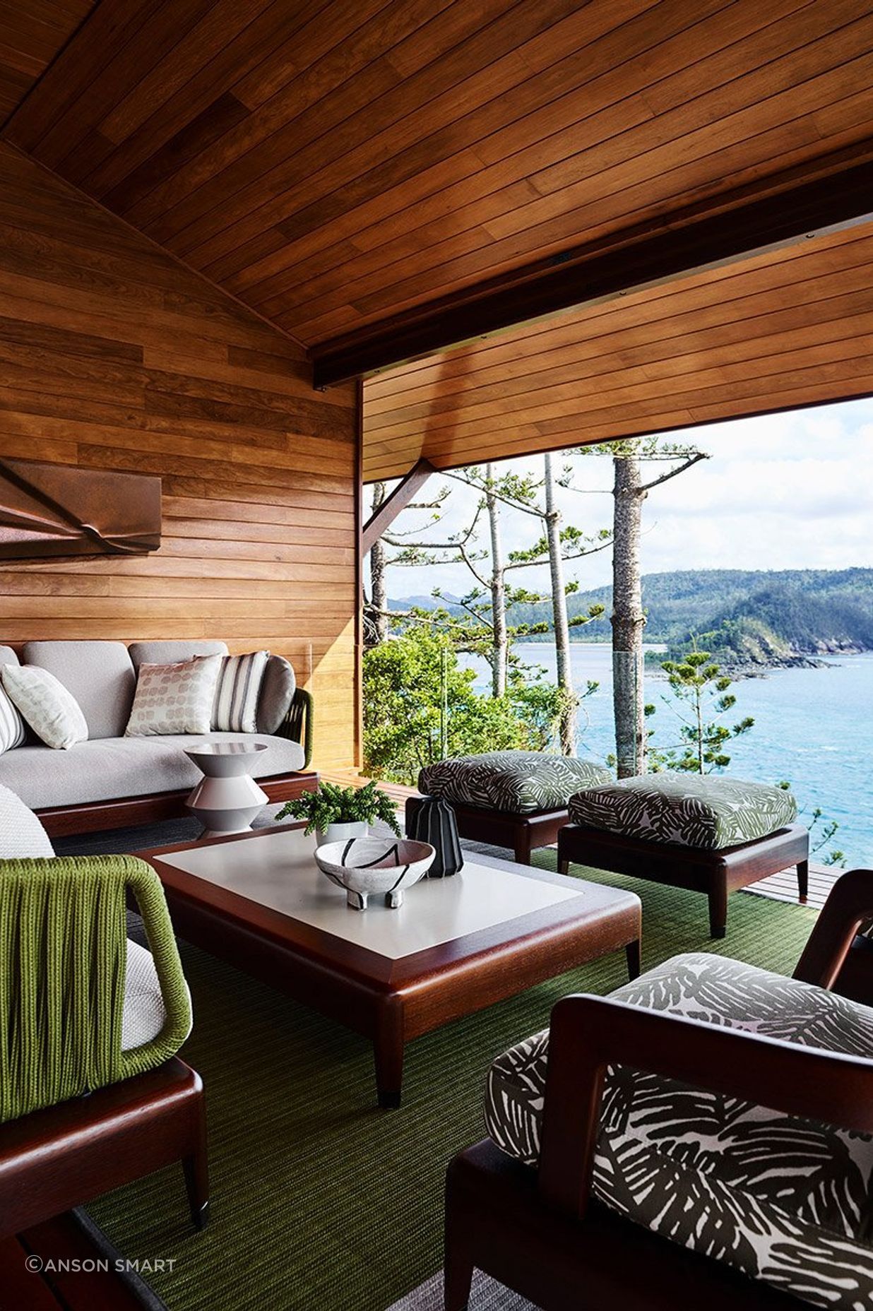 acf1816AustinHamiltonIsland16.jpg