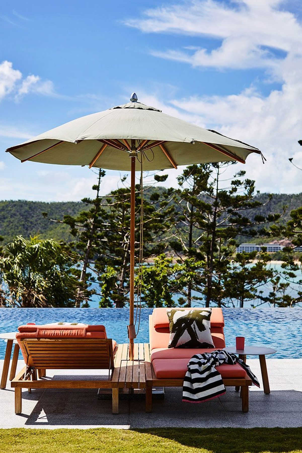 acf1816AustinHamiltonIsland36.jpg