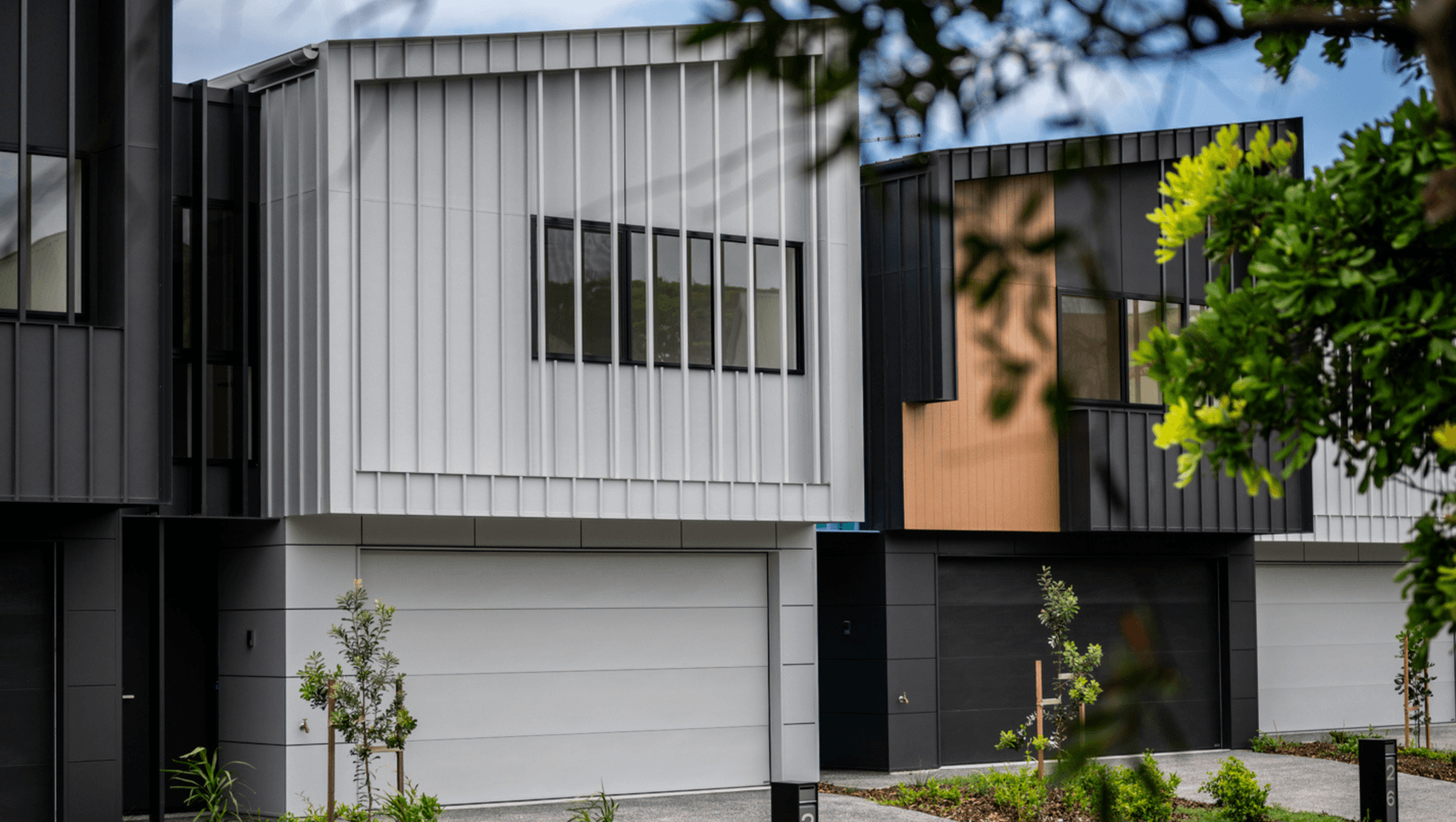 Beachside Living - Sunshine Coast banner