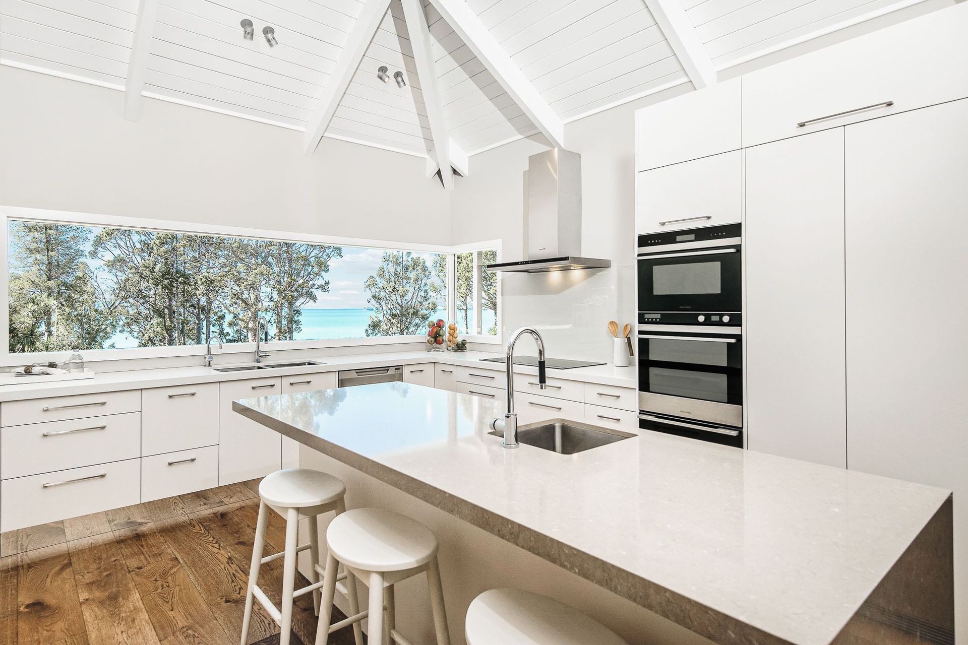 Sandspit Beach House