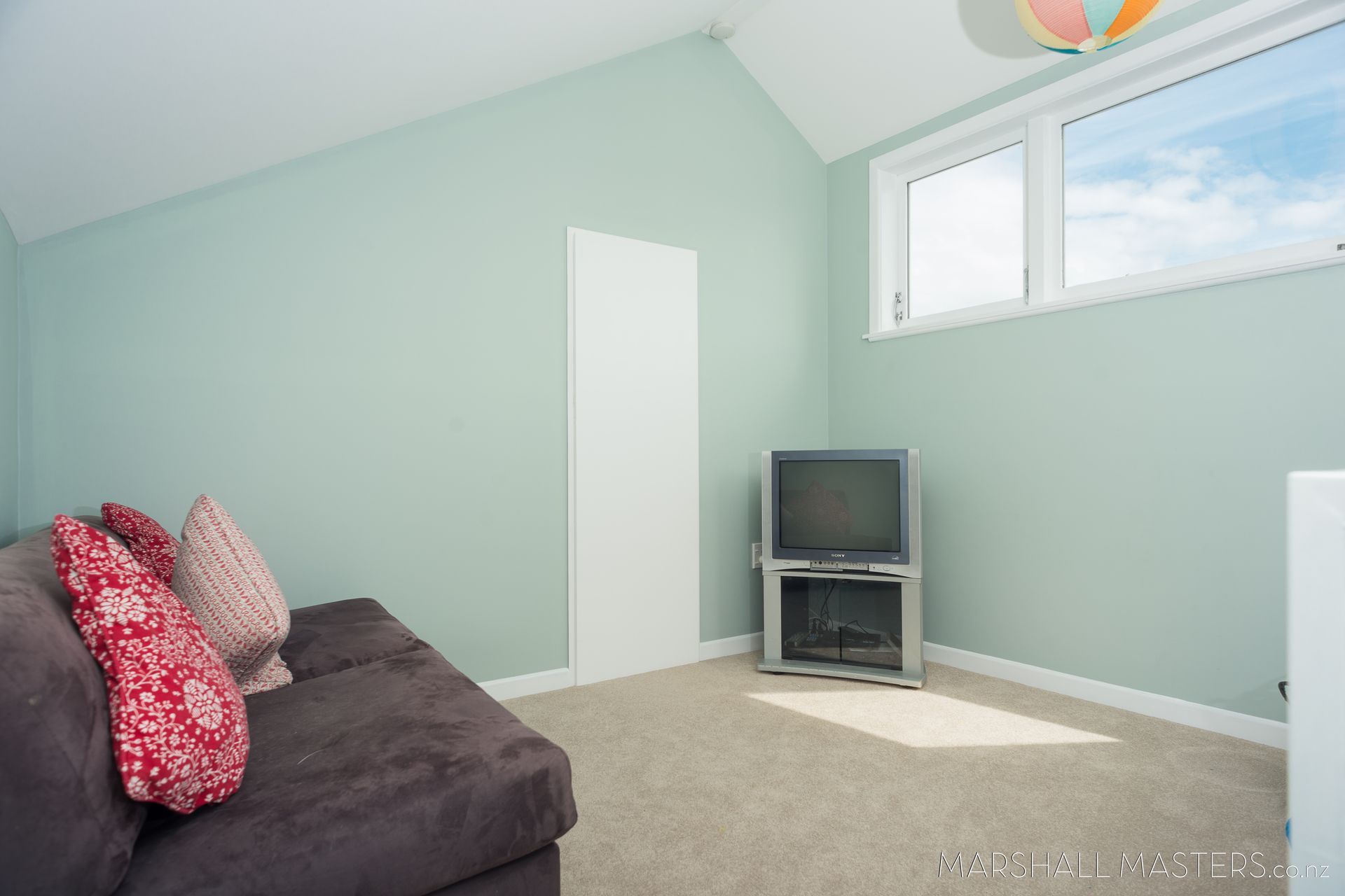 Renovation of Circa 1930s Mount Maunanui Bach