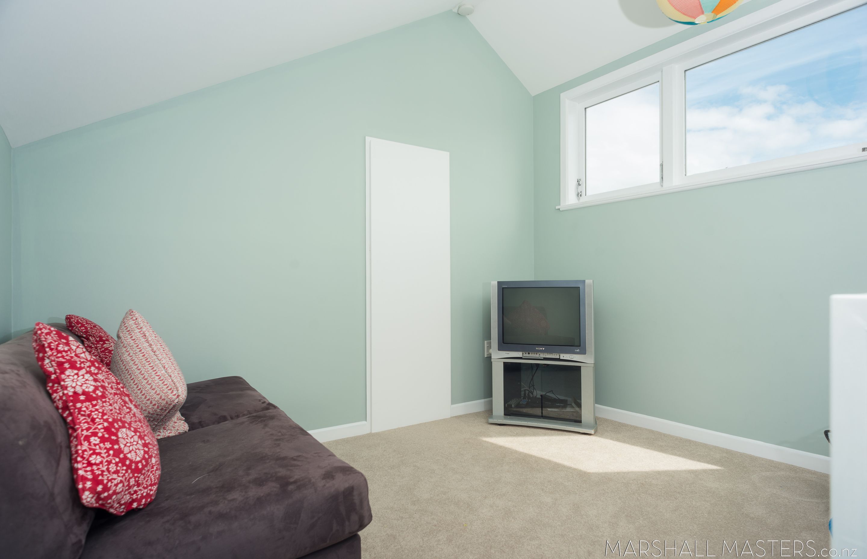 Renovation of Circa 1930s Mount Maunanui Bach