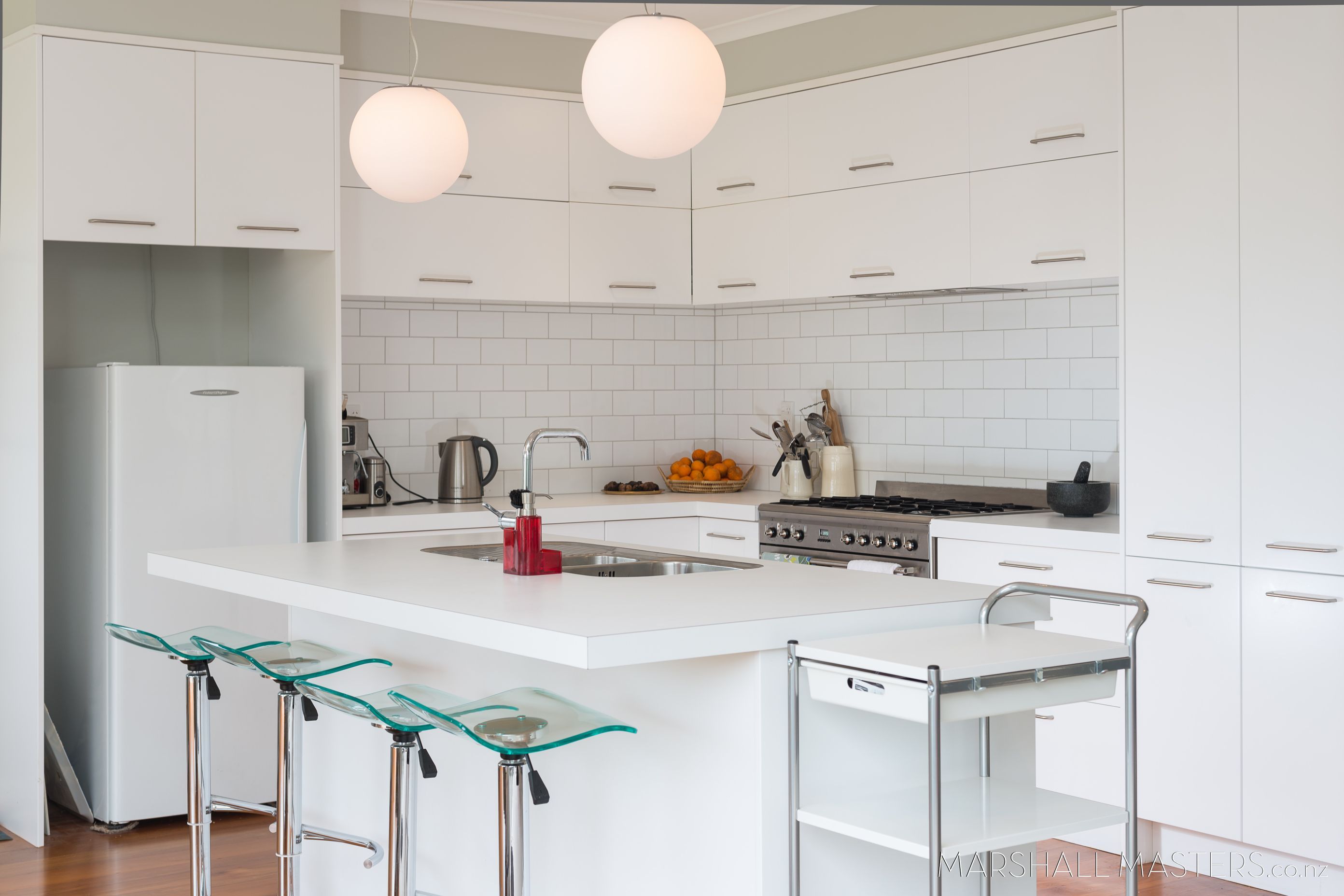 Renovation of Circa 1930s Mount Maunanui Bach