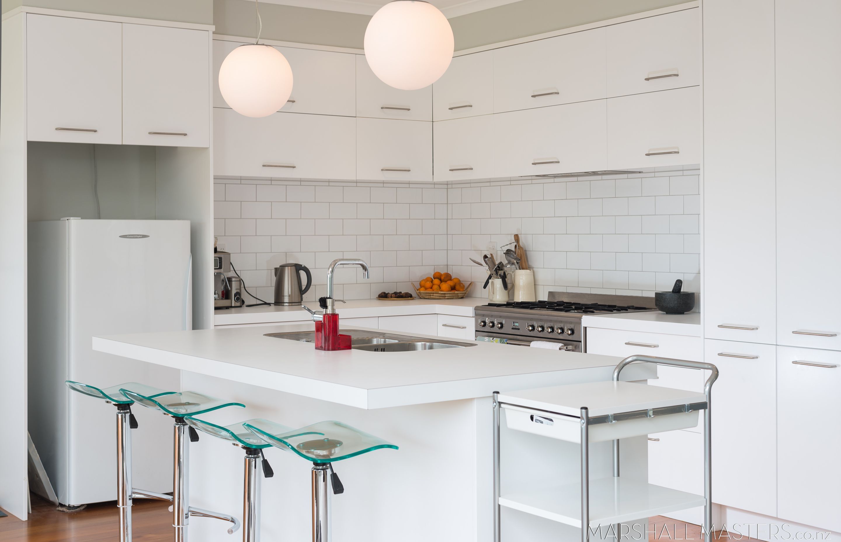 Renovation of Circa 1930s Mount Maunanui Bach