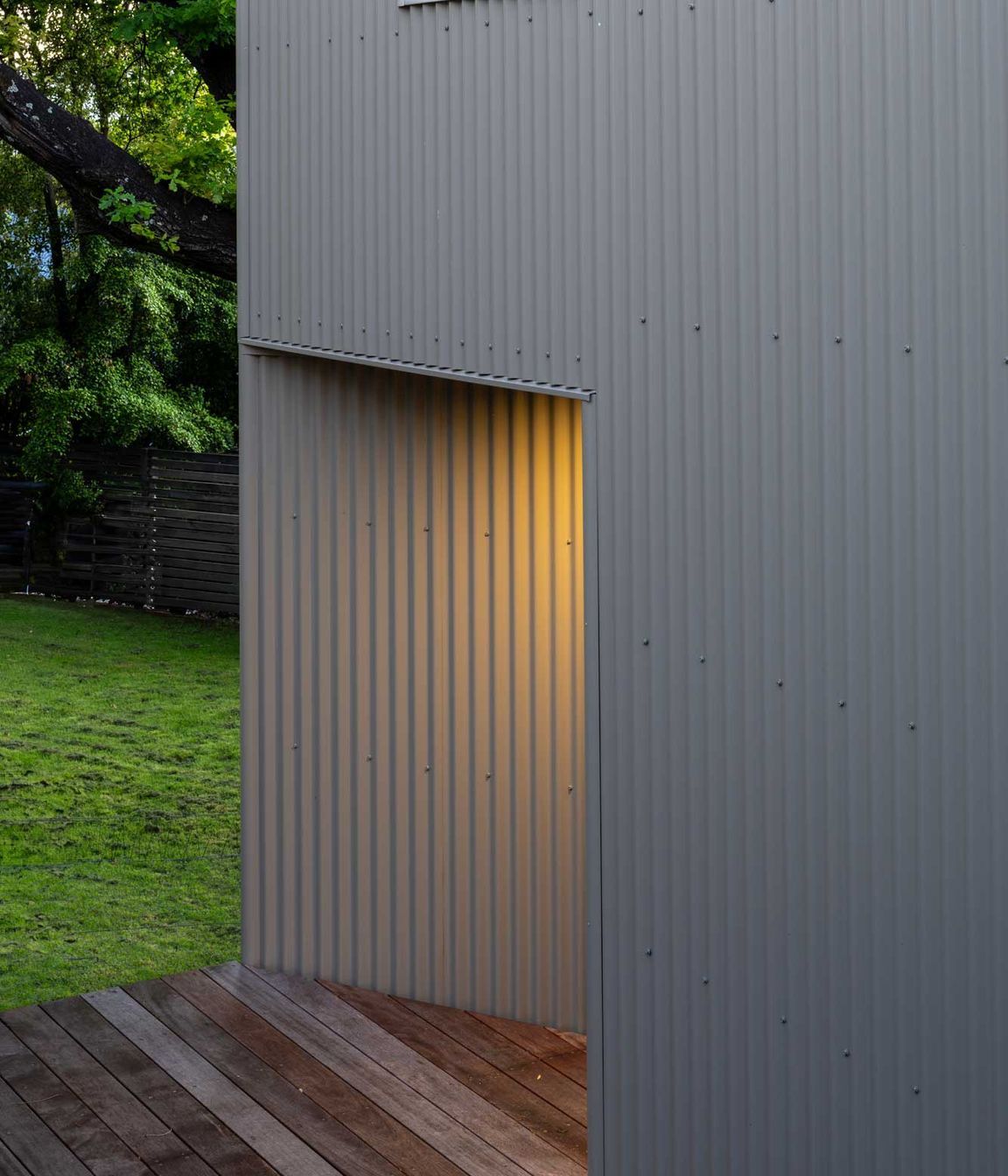 rafe-maclean-architects-kaka-pod-09.jpg