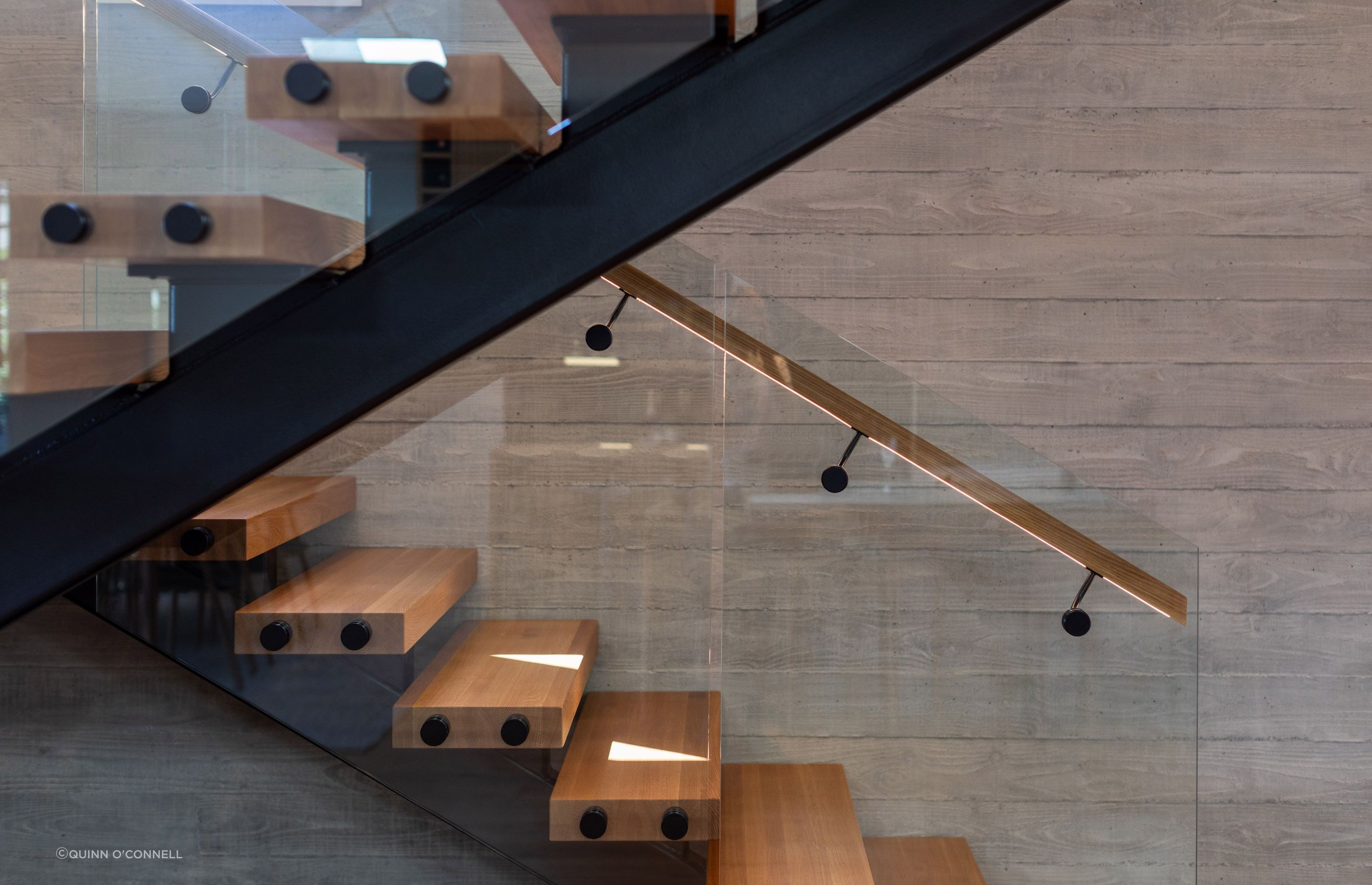 staircase-stringer-calley-homes.jpg