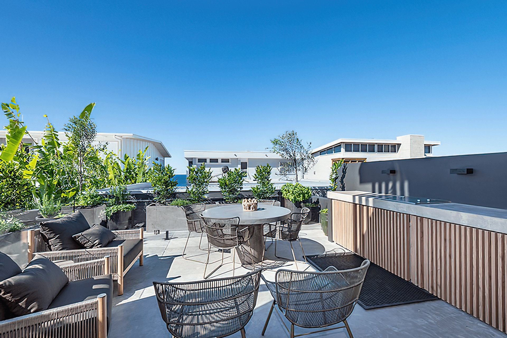 Photography: Patrick Oberem, Blue Fish Imaging