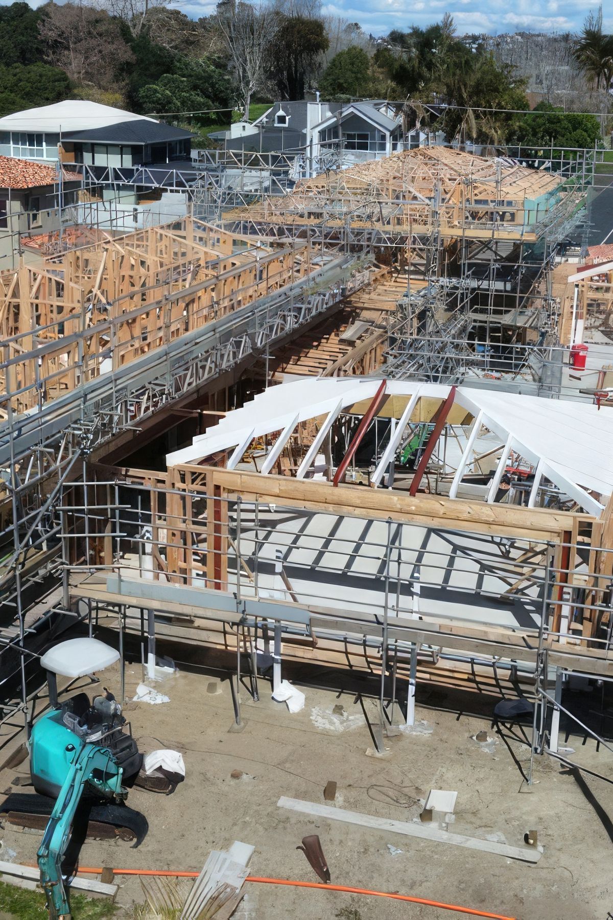 upnew-build-findlay-residental-manly-beach-full-site-Yan7Pw9G1Xuyz0yP-fix-standard-scale-400x.jpg