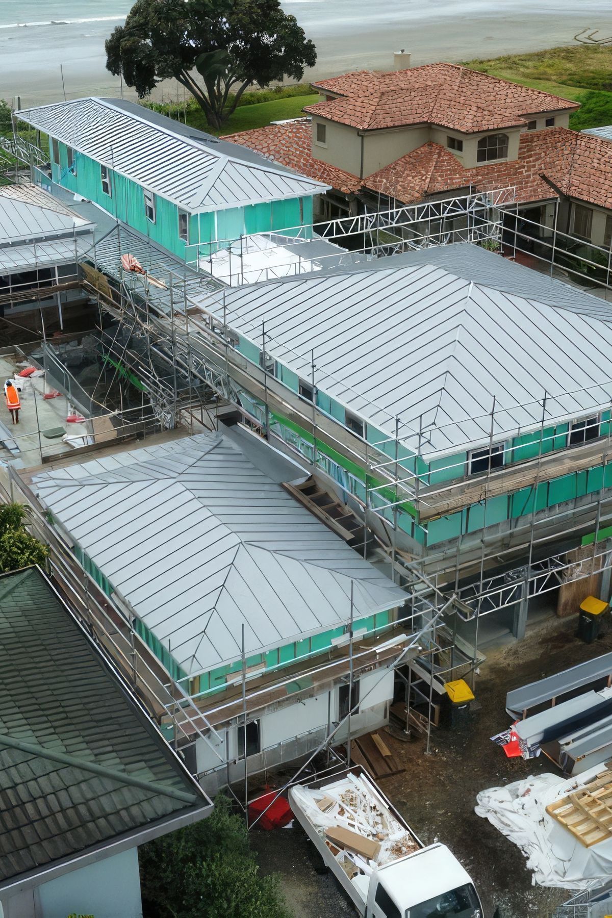 upnew-build-findlay-residental-manly-beach-roof-mP4ZJBQG8nUXeQyo-fix-standard-scale-400x.jpg
