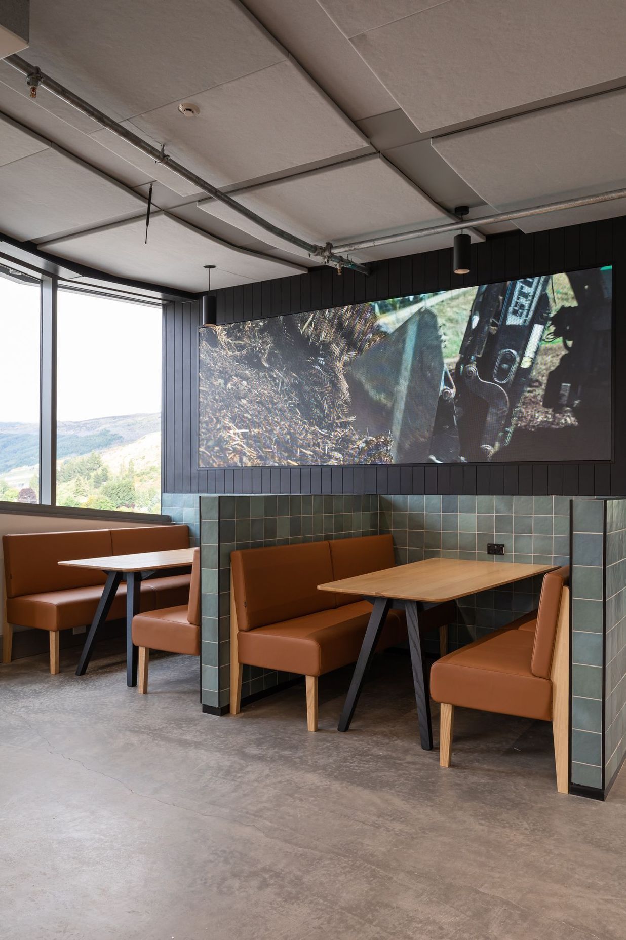 BNZ Partner Centre Queenstown by Warren and Mahoney