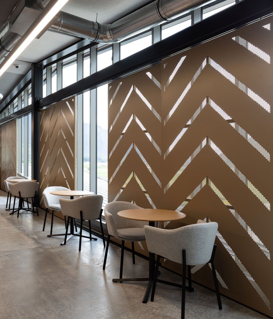 BNZ Partner Centre Queenstown by Warren and Mahoney