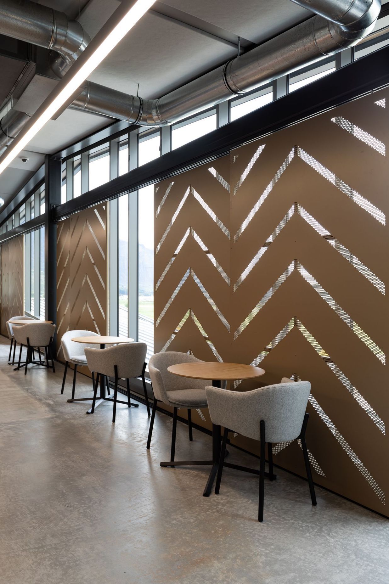 BNZ Partner Centre Queenstown by Warren and Mahoney