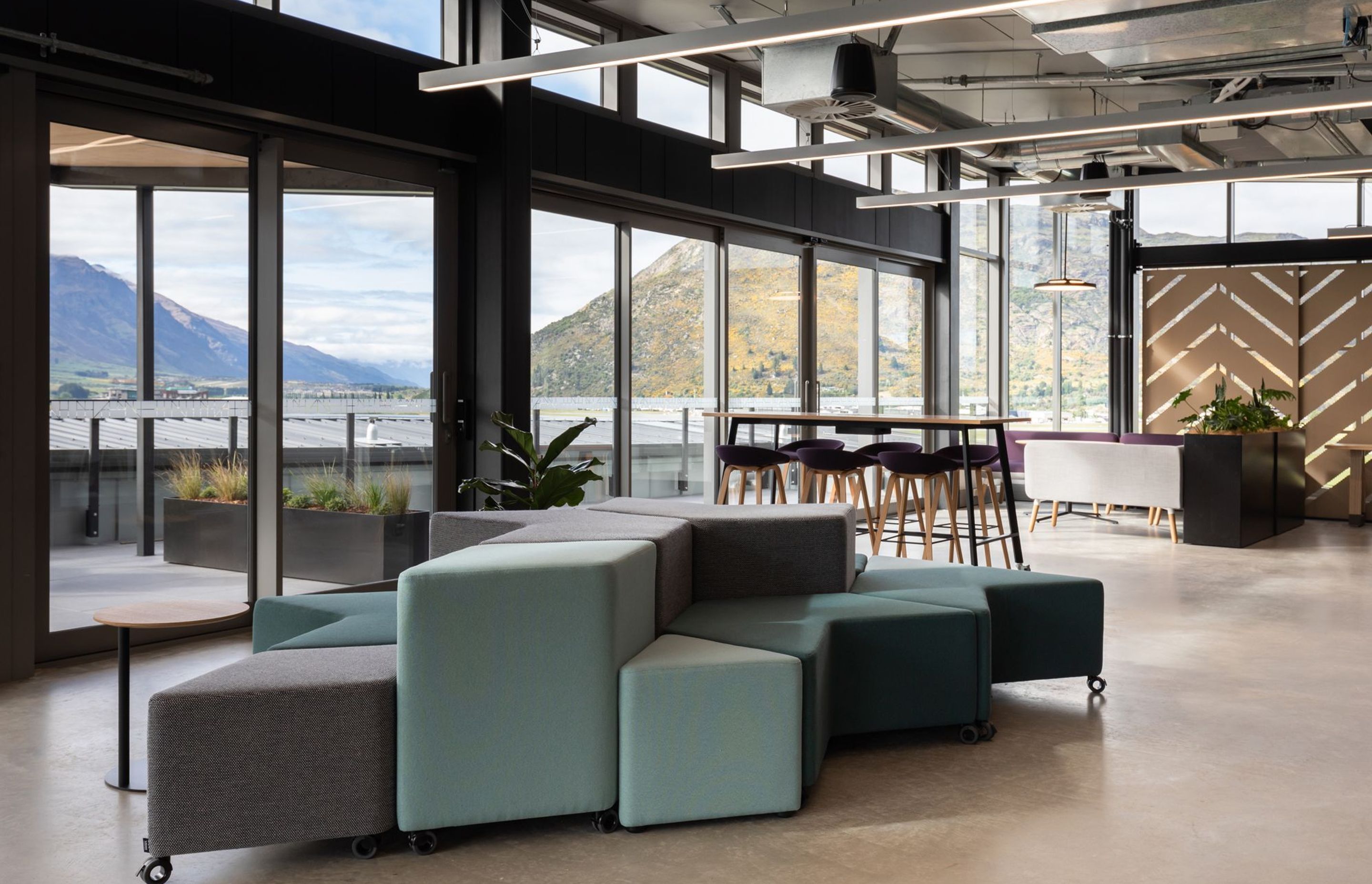 BNZ Partner Centre Queenstown by Warren and Mahoney