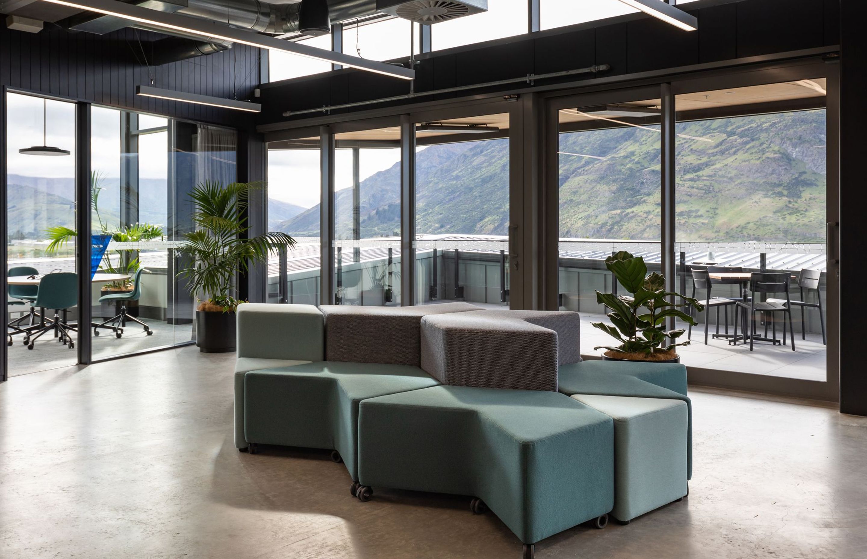 BNZ Partner Centre Queenstown by Warren and Mahoney