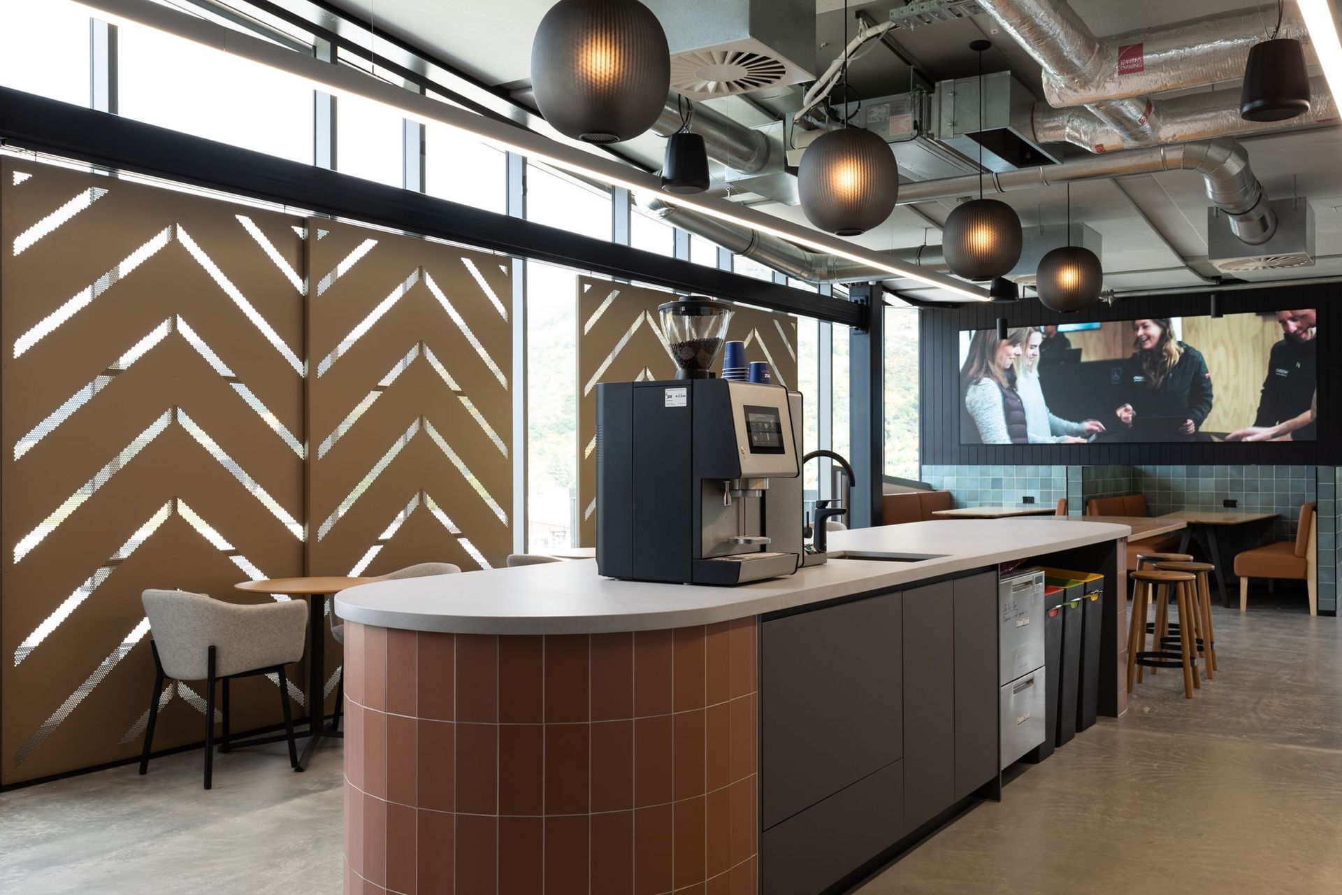 BNZ Partner Centre Queenstown by Warren and Mahoney