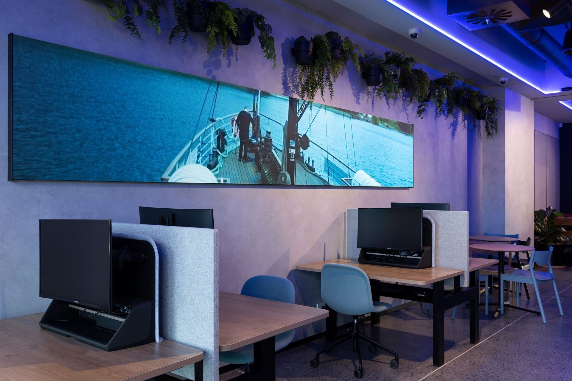 BNZ Partner Centre Queenstown by Warren and Mahoney