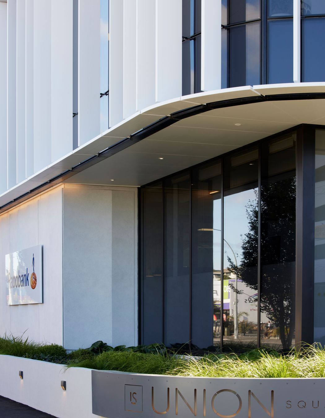 It’s an ideal location, says Sam. “Waikato Regional Theatre is being built not too far away, and it's adjacent to Hood Street, which is Hamilton’s social area with bars and restaurants.”