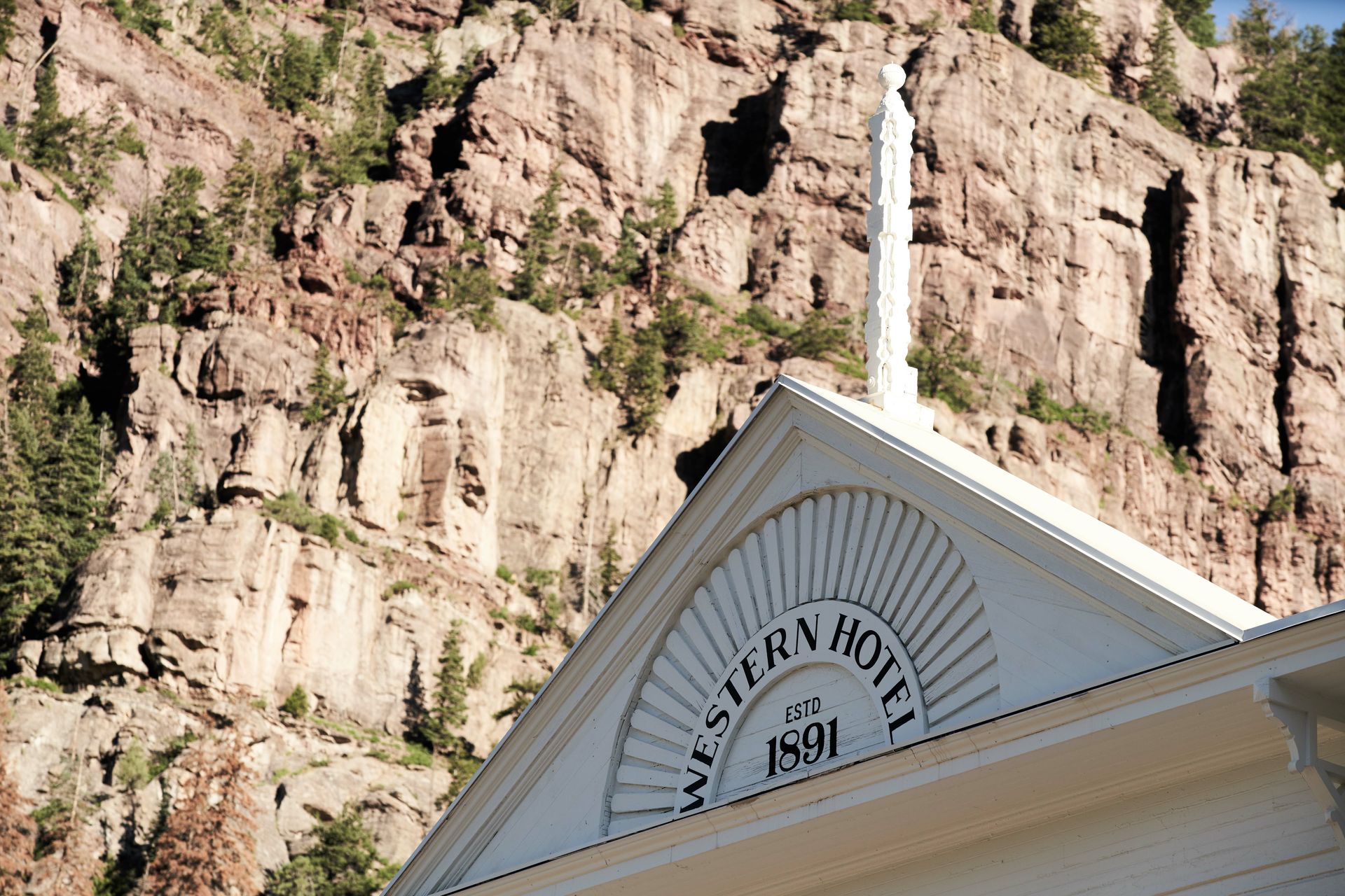 090220822WesternHotelExteriors72DPI.jpg