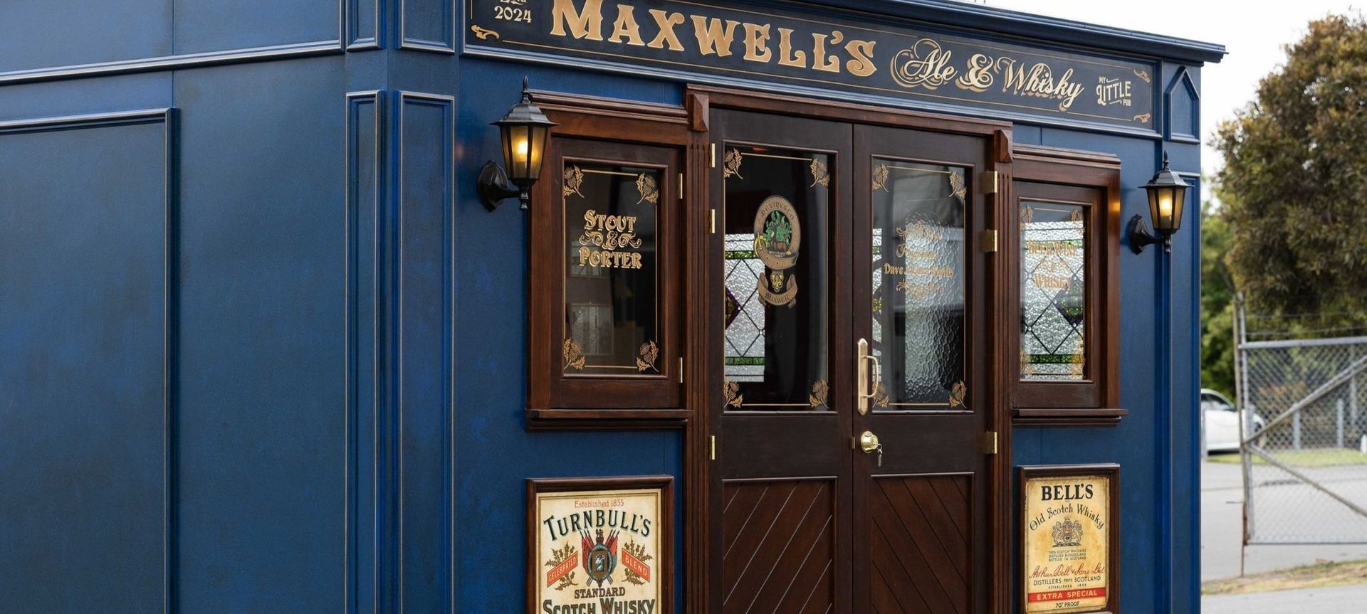 Maxwell’s Ale & Whisky banner