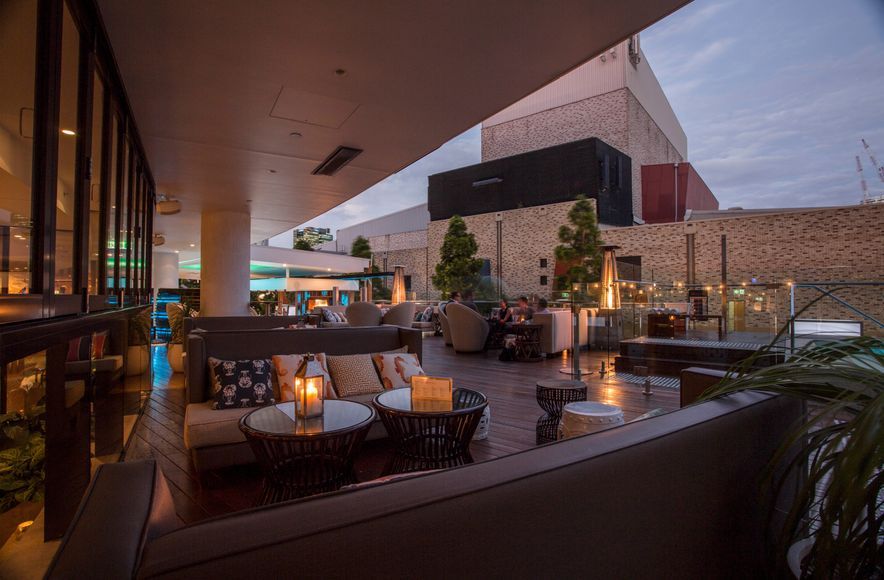 Soleil Pool Bar