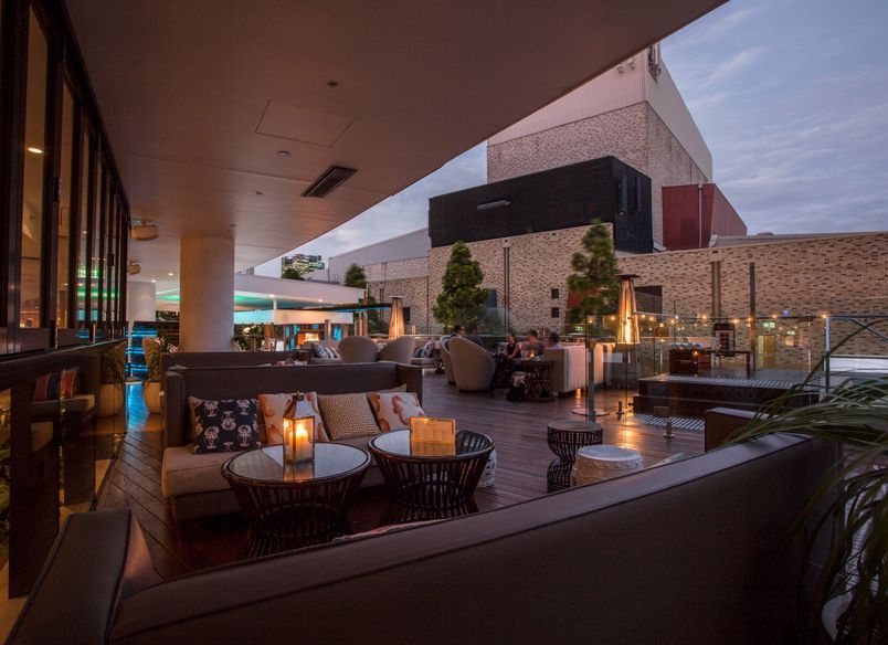Soleil Pool Bar
