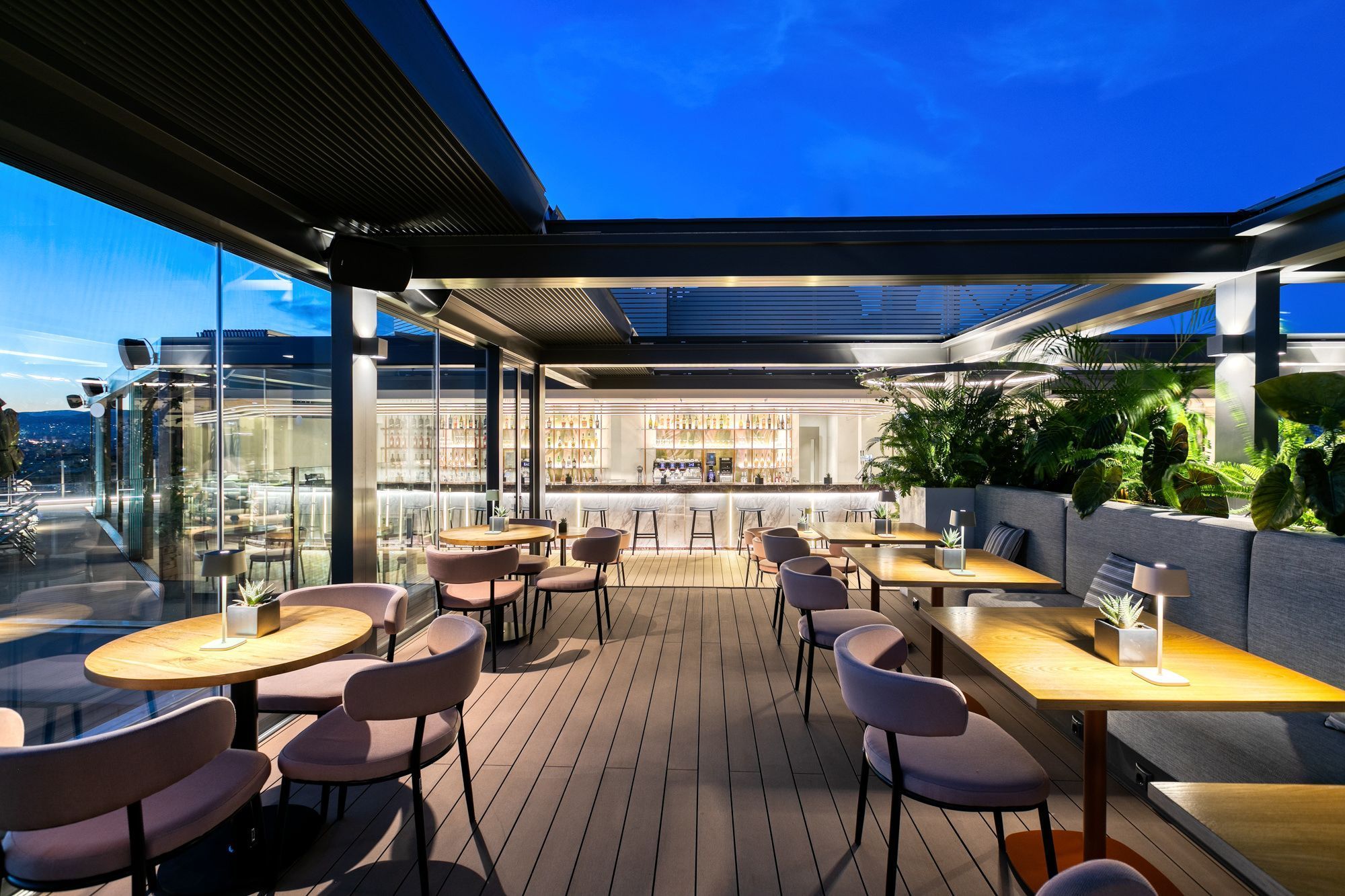 Roof Top Dining