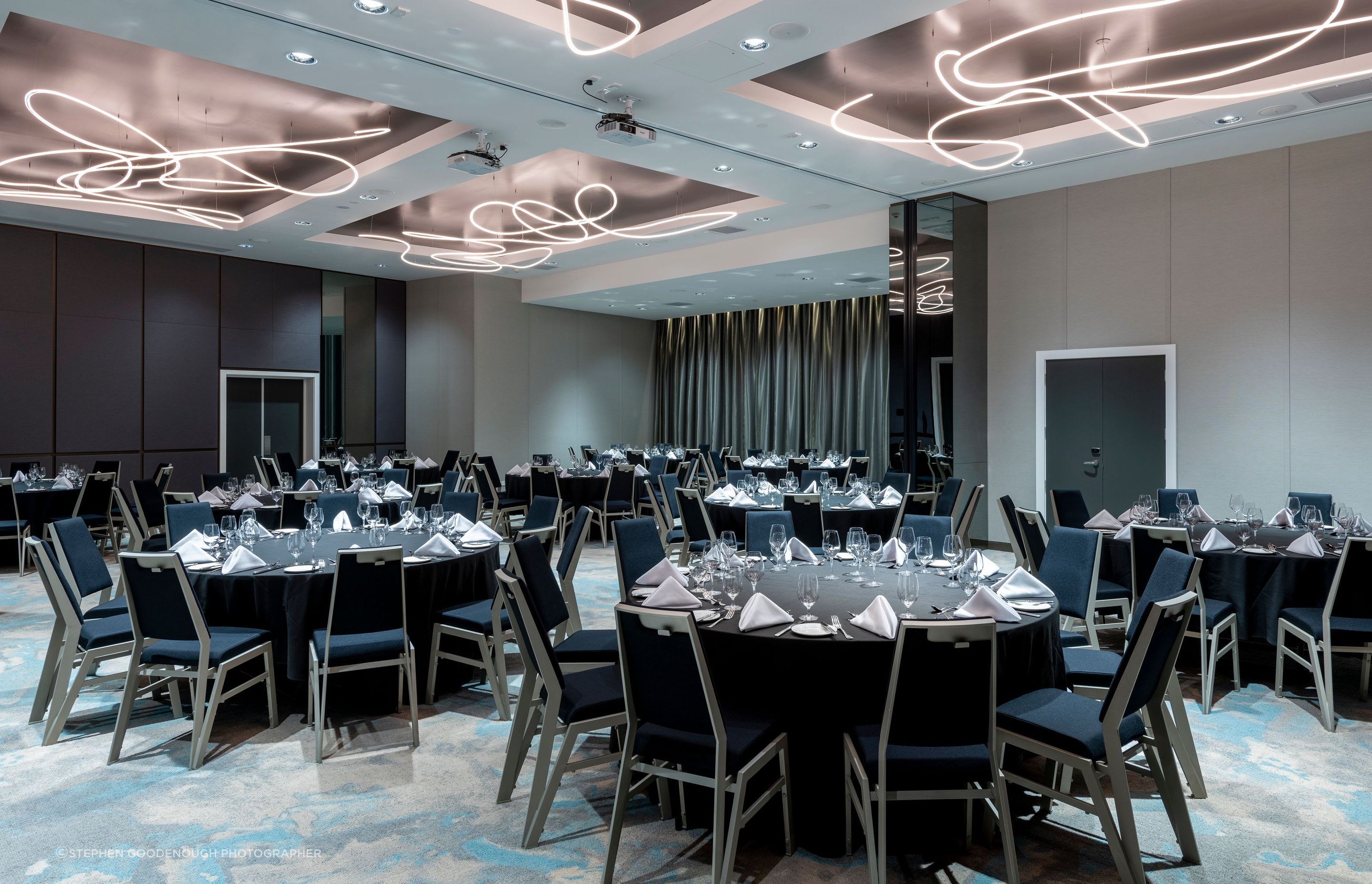 E-Four-Points-Ballroom-14.jpg