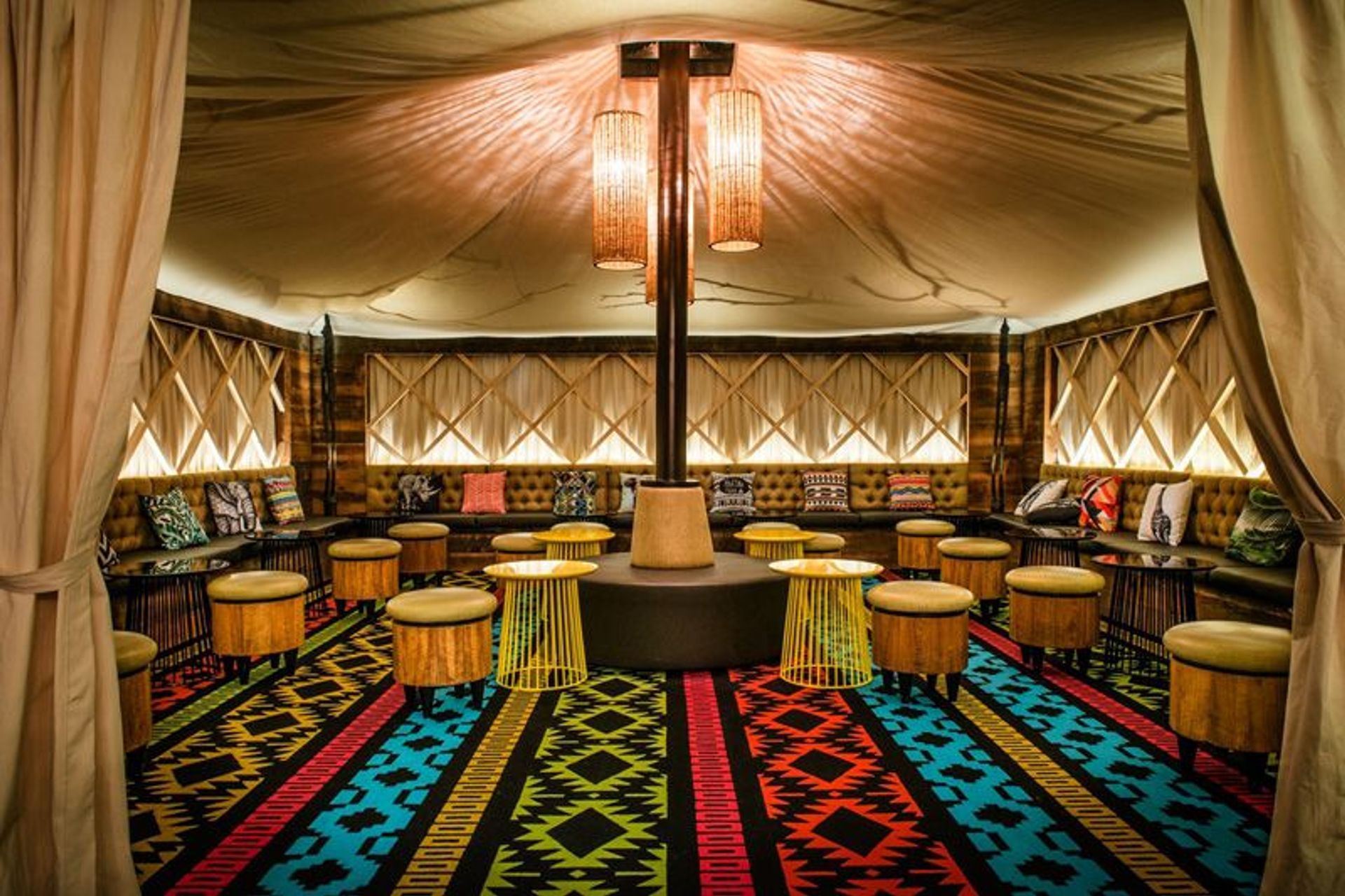Glamp Cocktail Bar