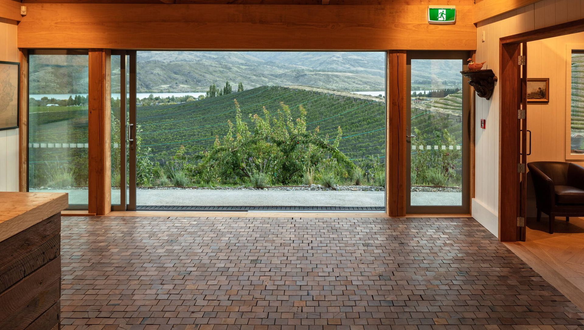 Cobble Floor banner
