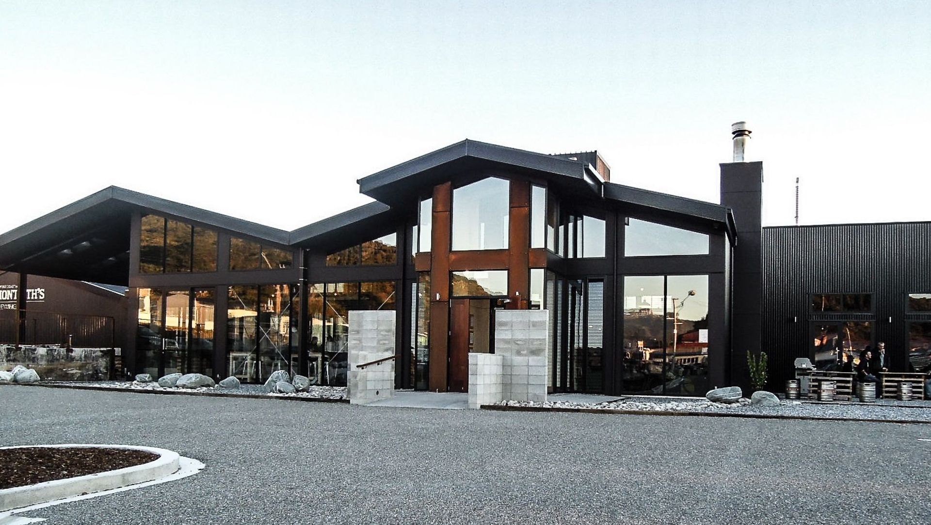 Monteith's Brewing Company banner