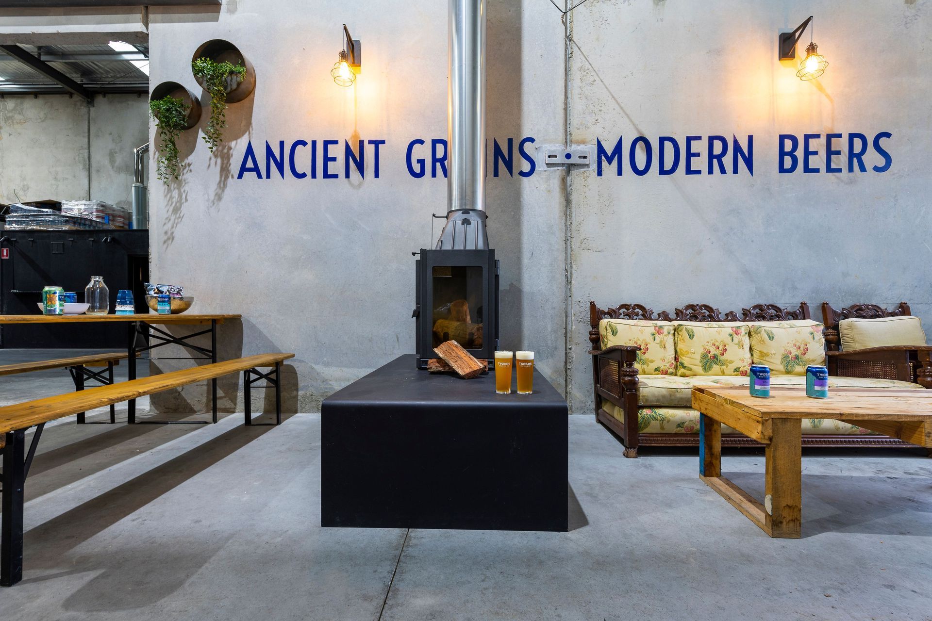 Dromana, VIC - Two Bays Brewery (Seguin Multivision 8000 EPI)