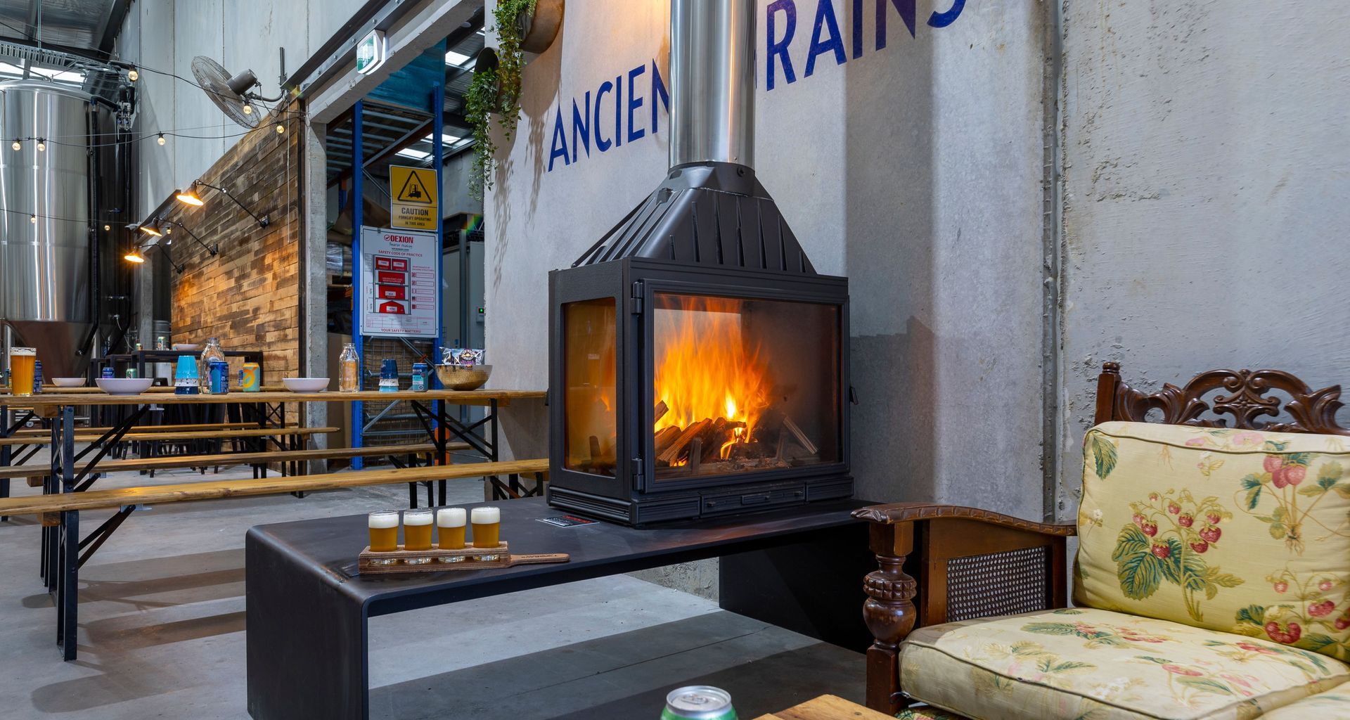 Two Bays Brewery banner