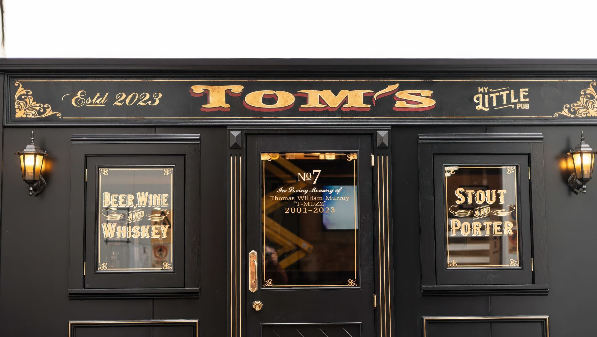 Tom’s banner