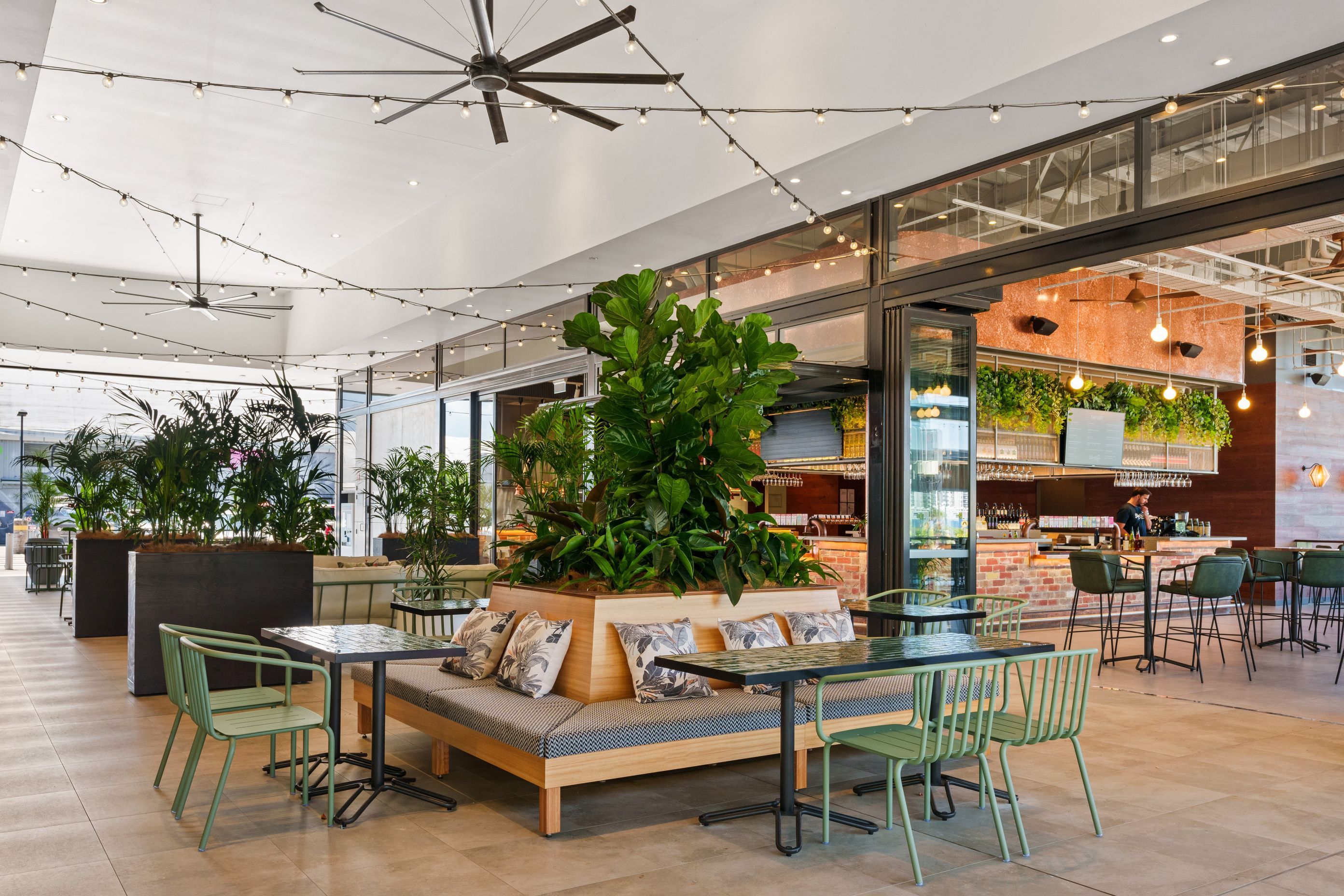 RSSlipstreamSocialHouse18-cropped.jpg