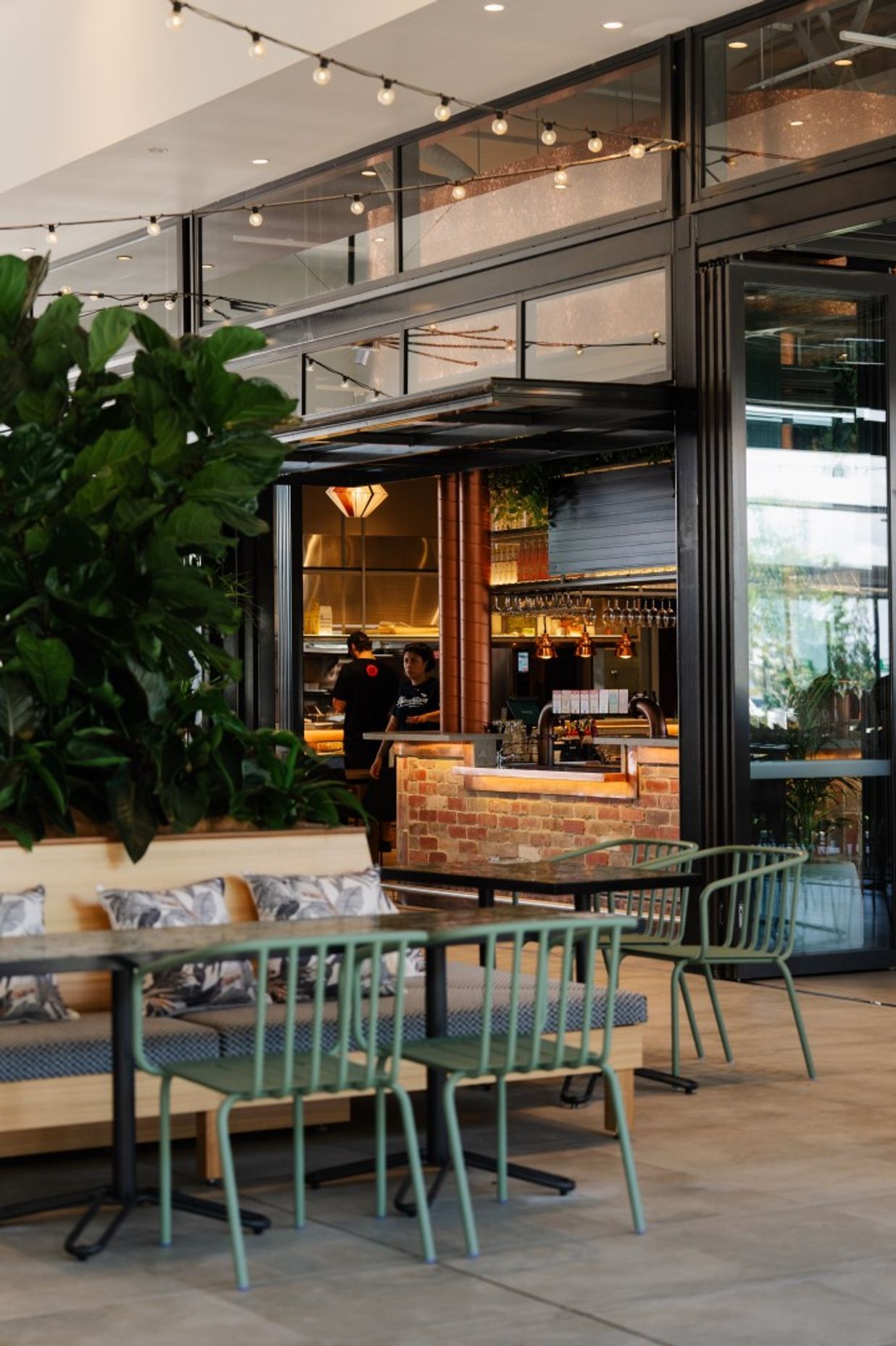 RSSlipstreamSocialHouse365-Large.jpg