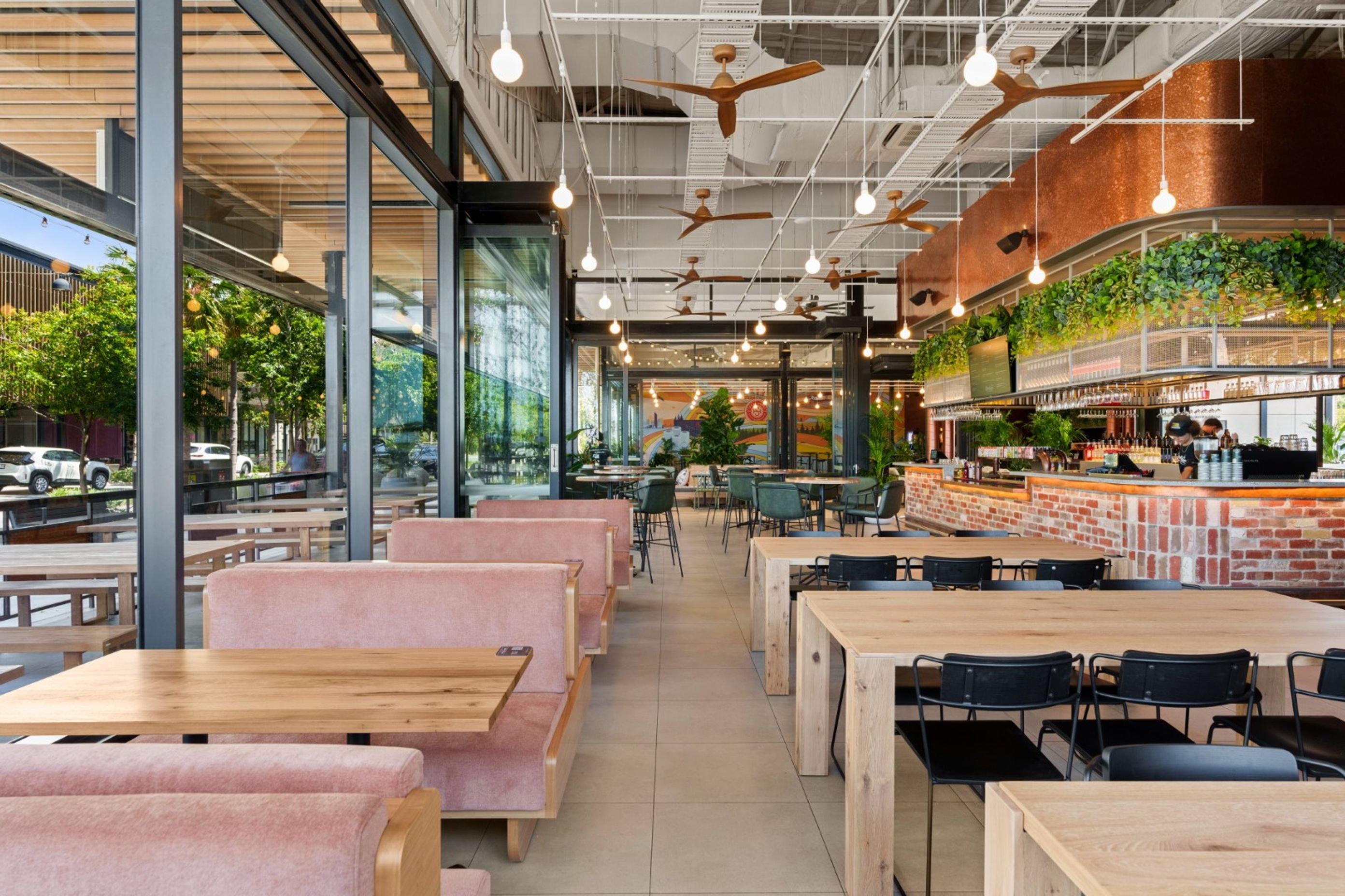 RSSlipstreamSocialHouse6-Large.jpg