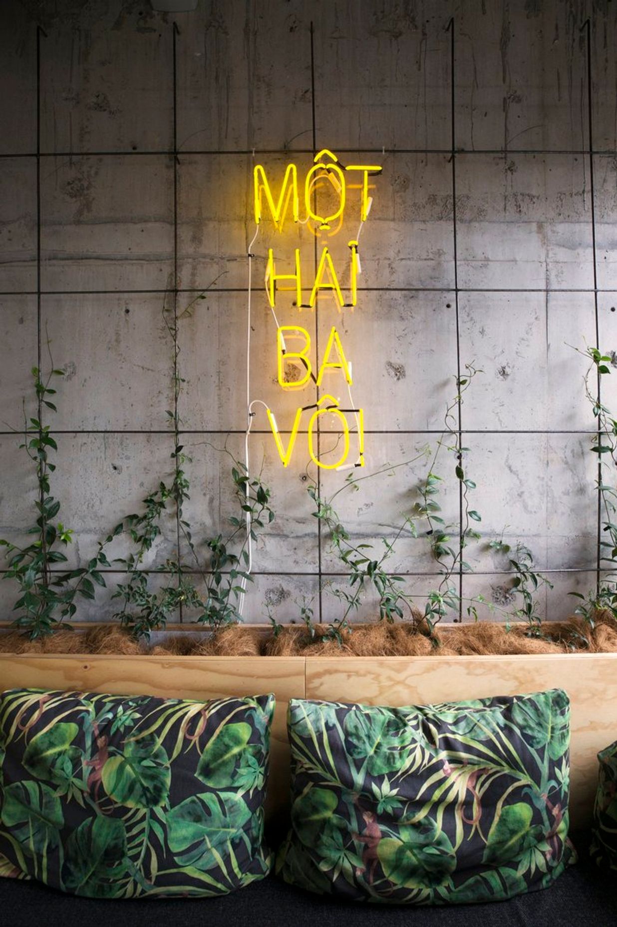 Banh Mi Caphe - Shelving and Signage Backdrop