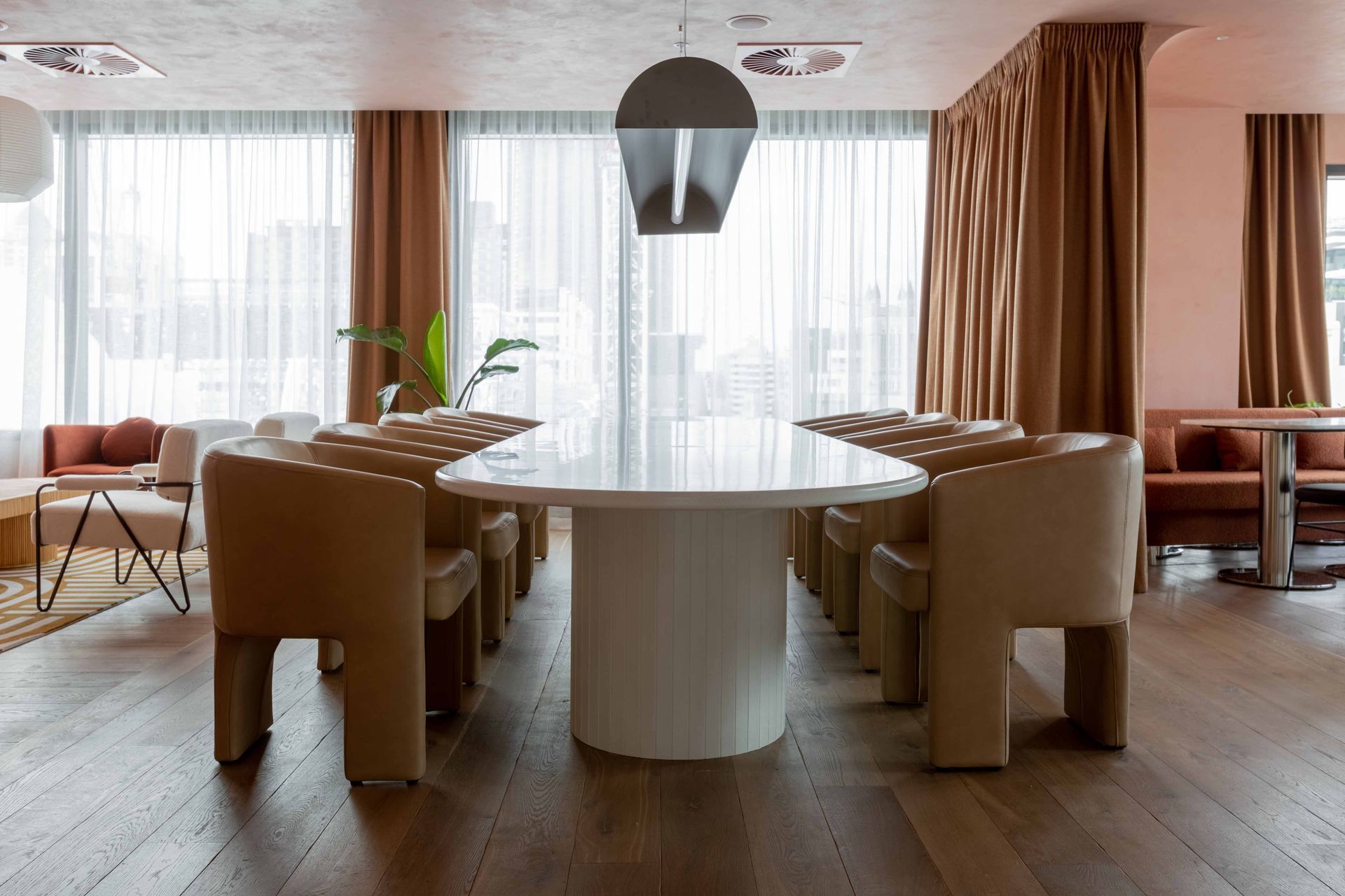 Sunset Bar, Sudima Hotel