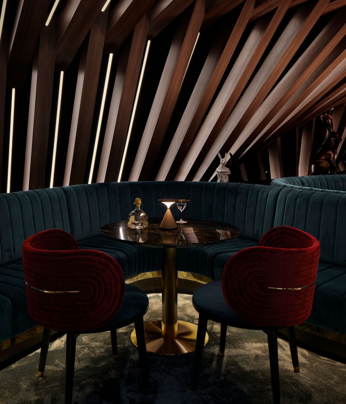 Curious Bar