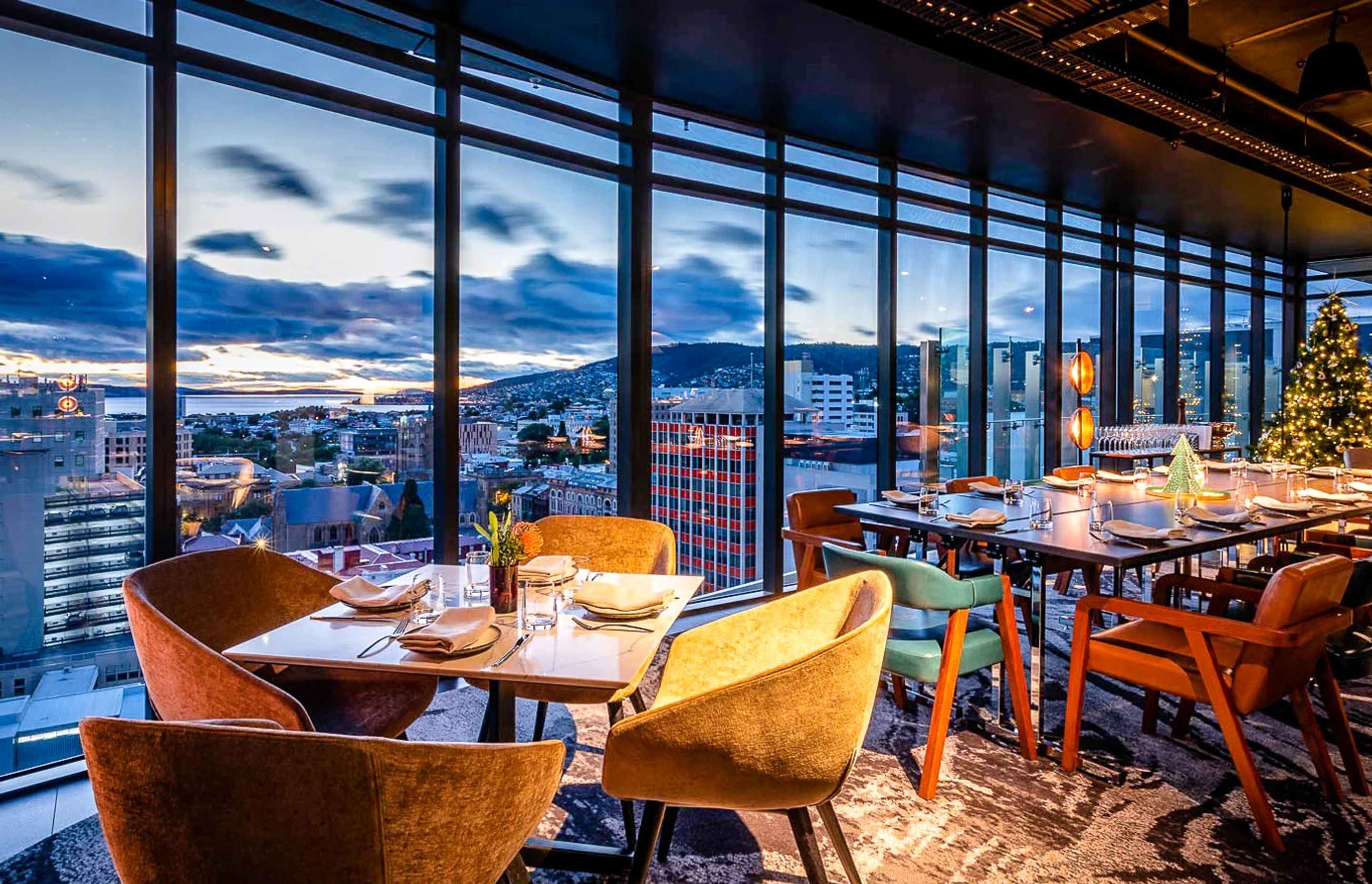 ##Crown Plaza Roof Top Aura Bar